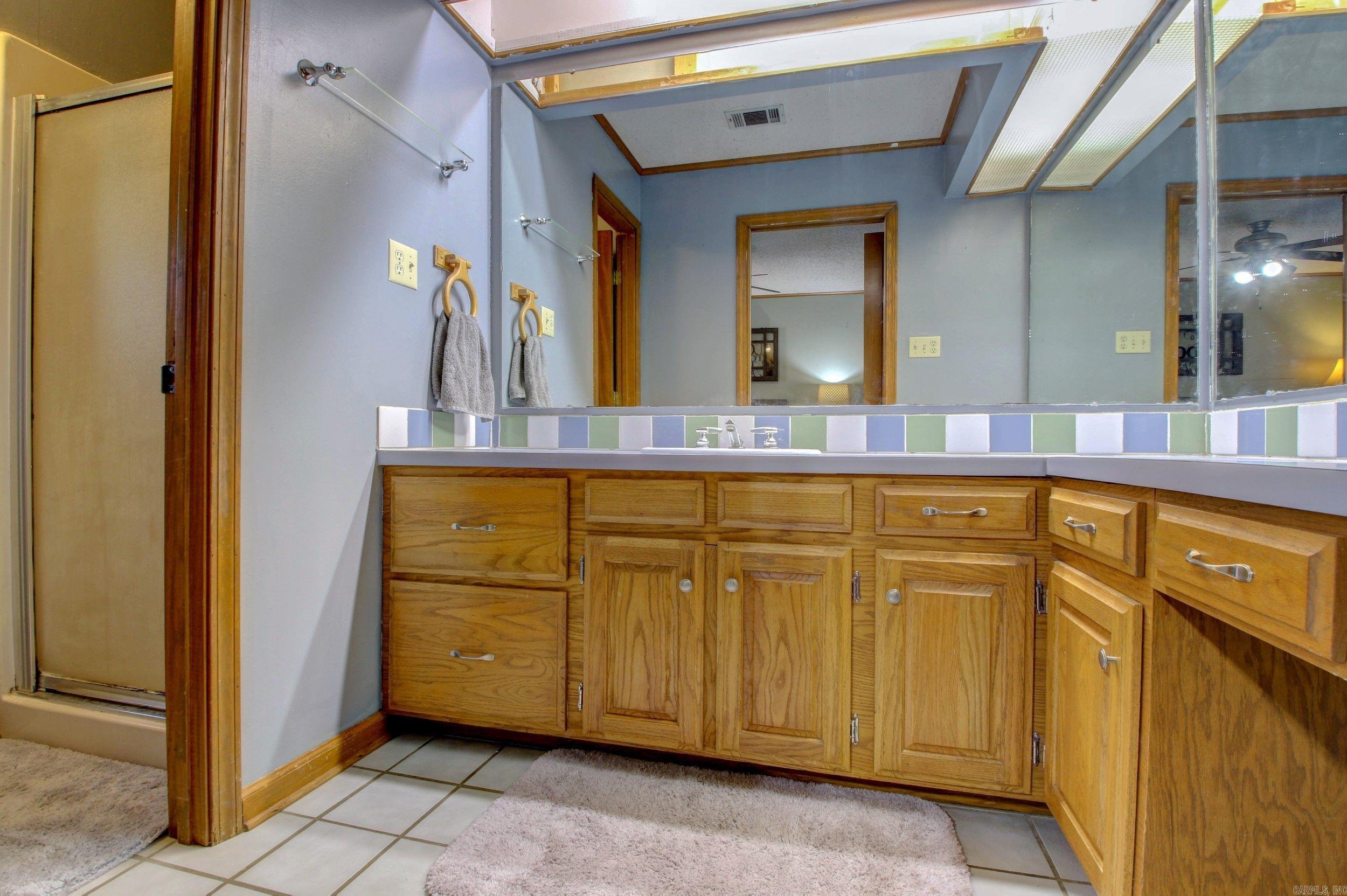 12719 Grassy Drive