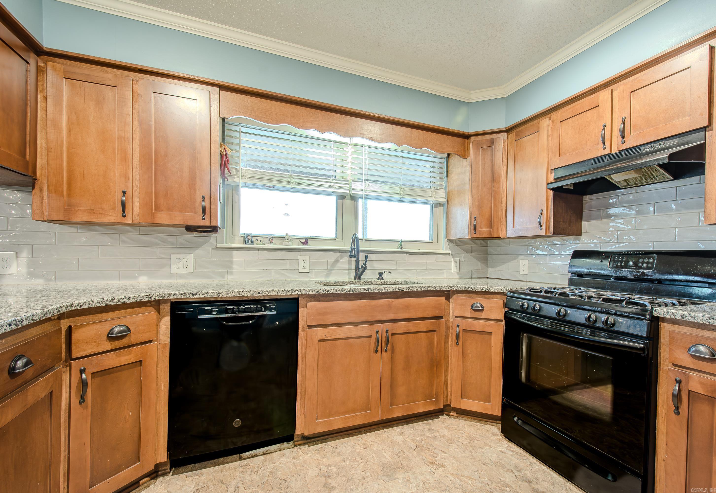 5635 Amber Circle