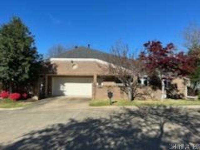 40 Hunters Green Circle