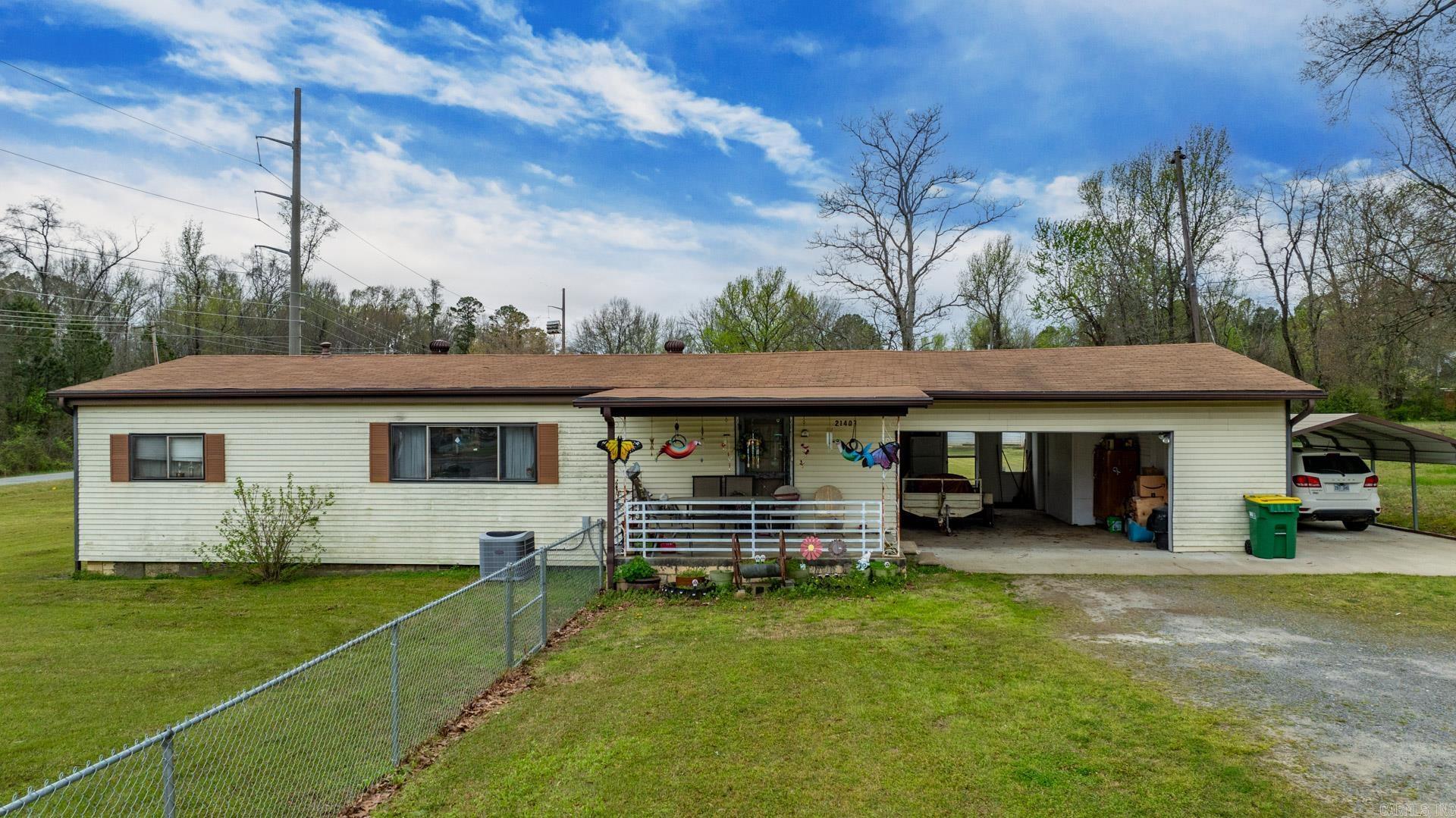 21407 Hwy 365 N