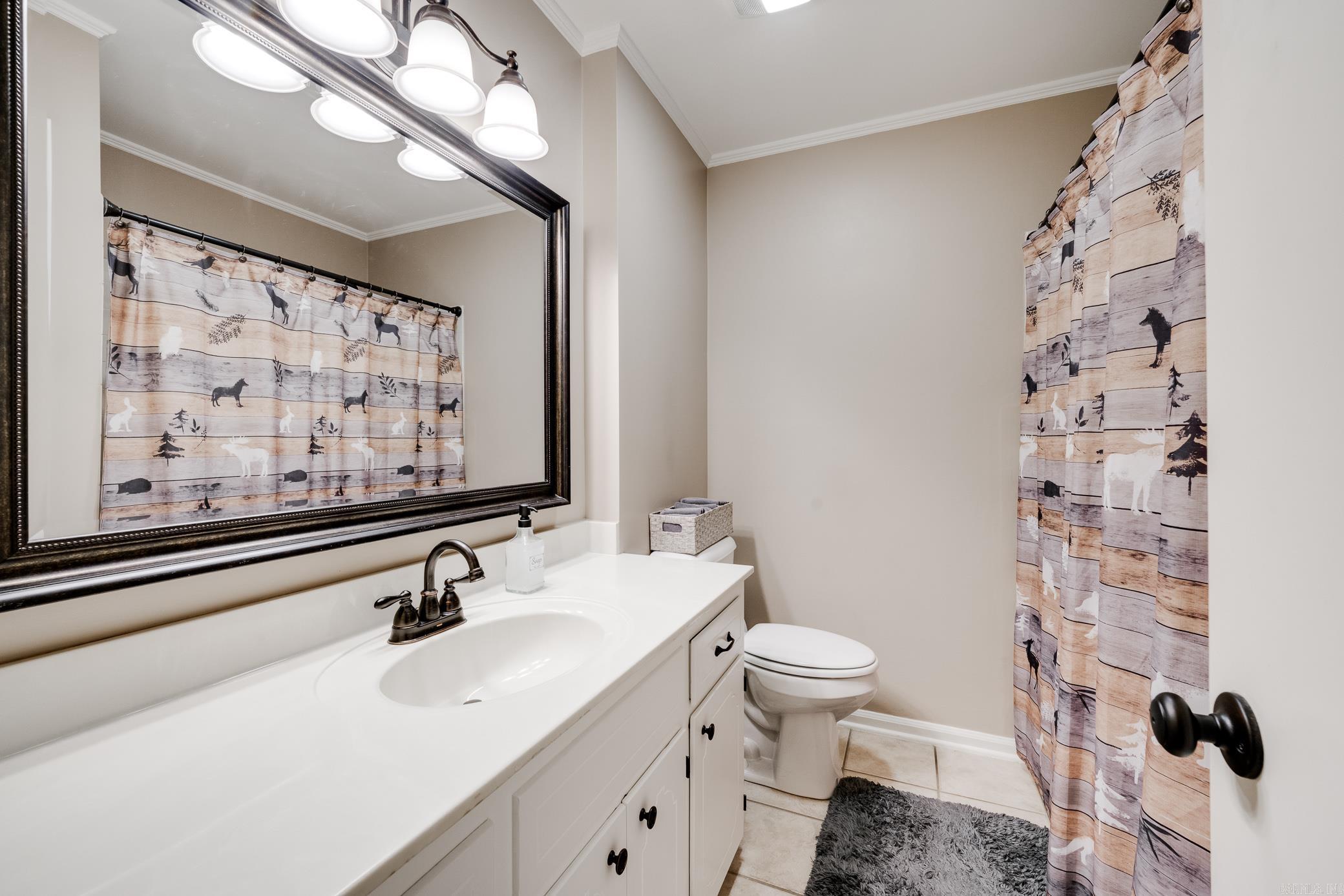 6 E Post Oak Drive