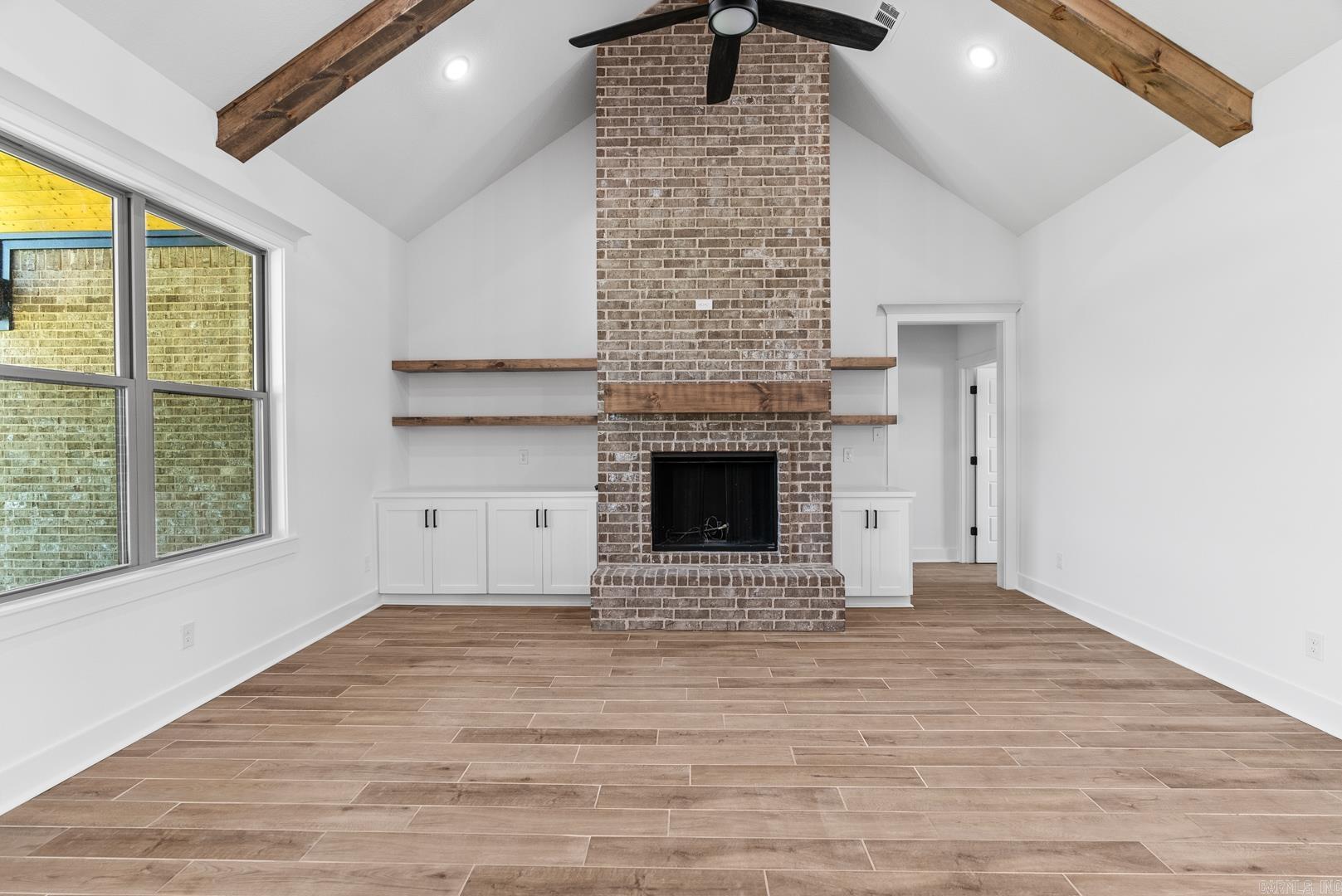 2329 Lakewood Circle