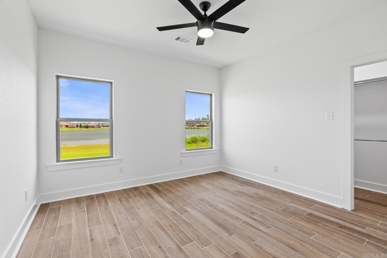 2329 Lakewood Circle