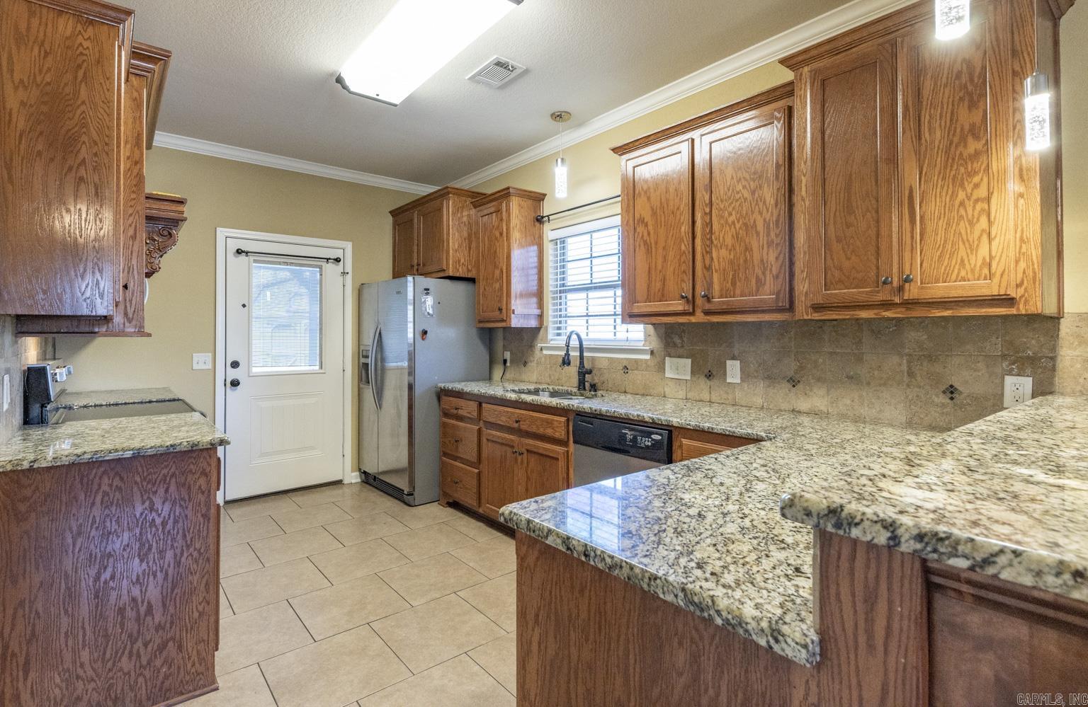 3209 S. Crescent Drive