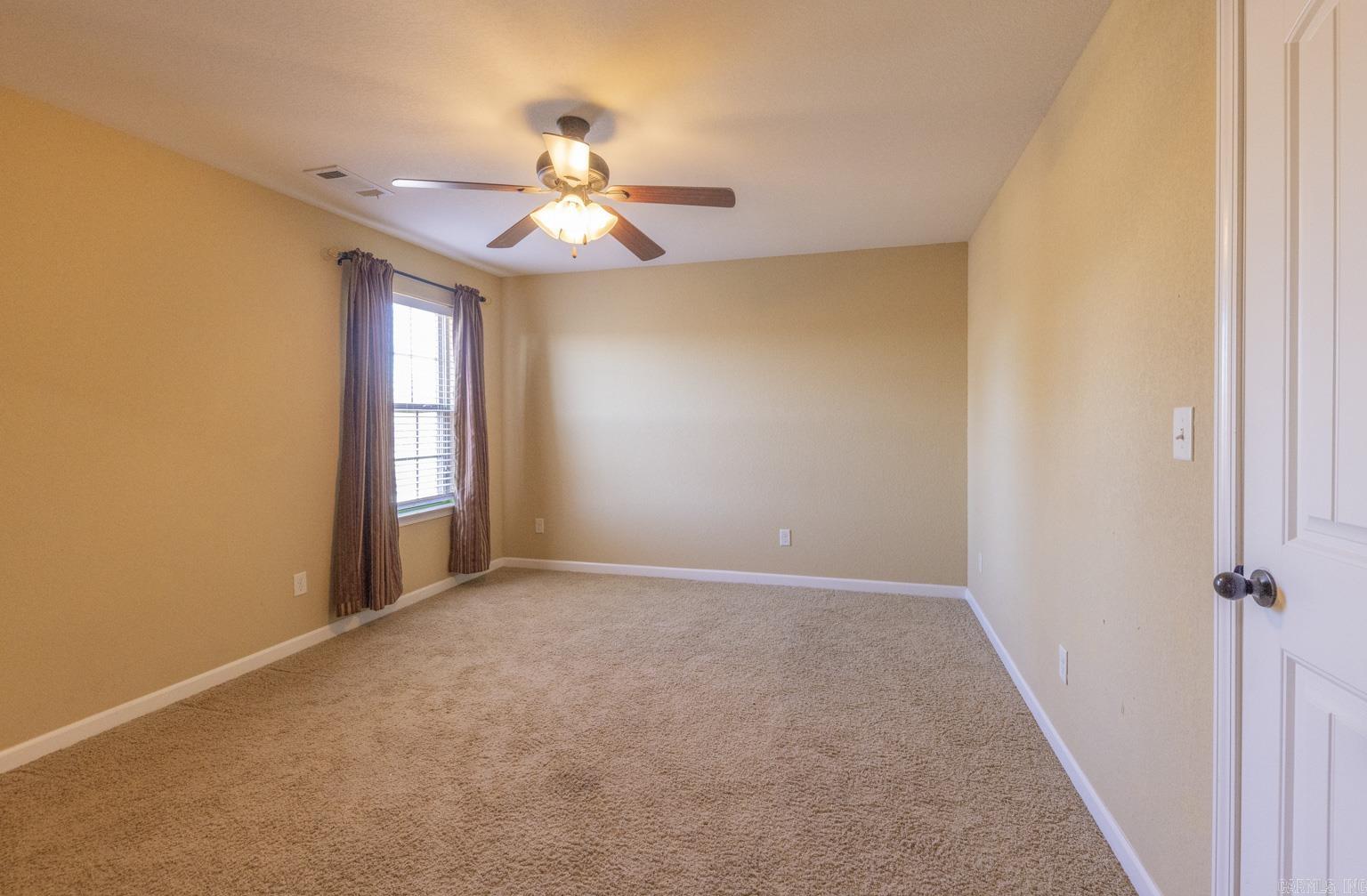 3209 S. Crescent Drive