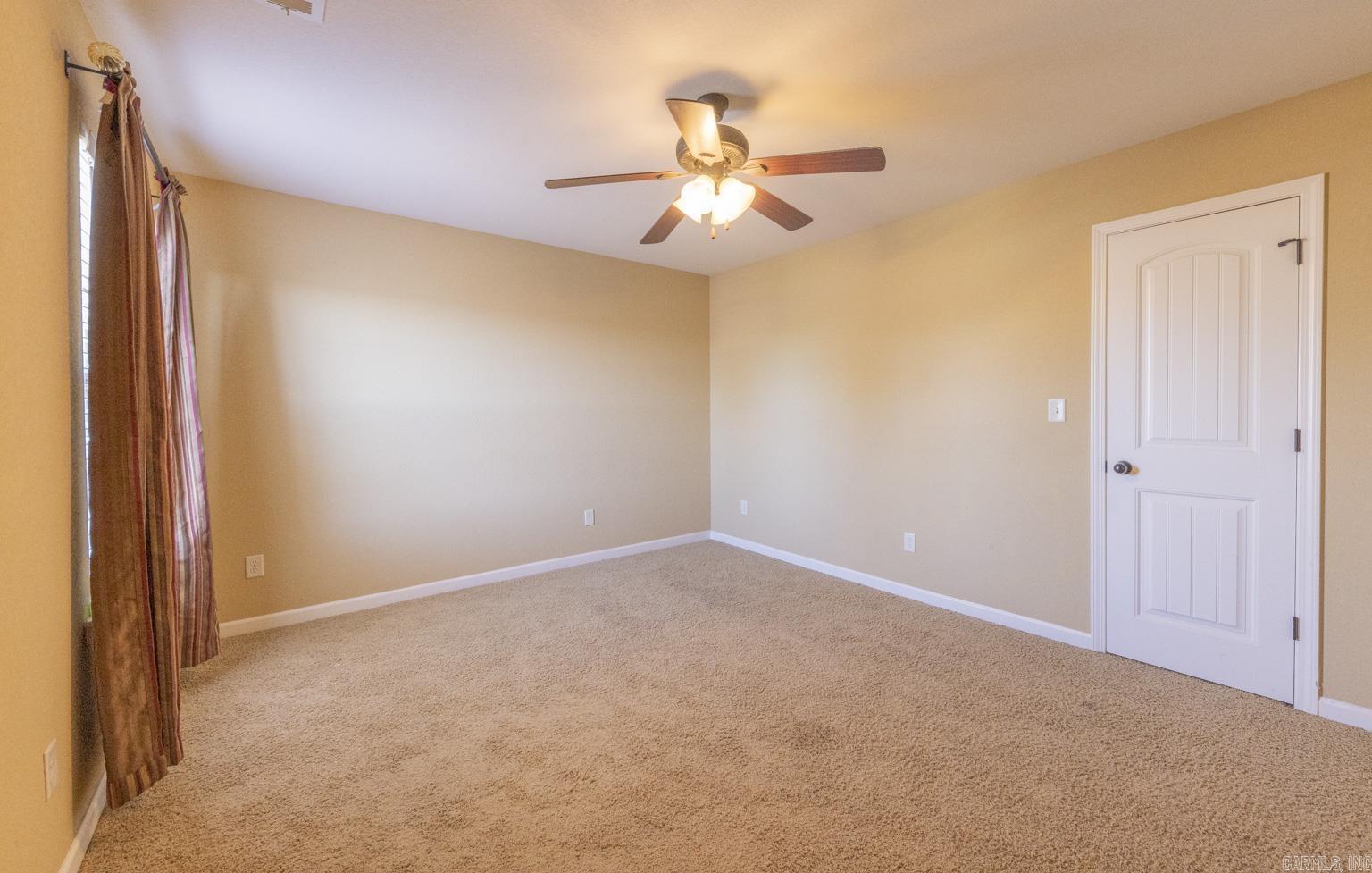 3209 S. Crescent Drive