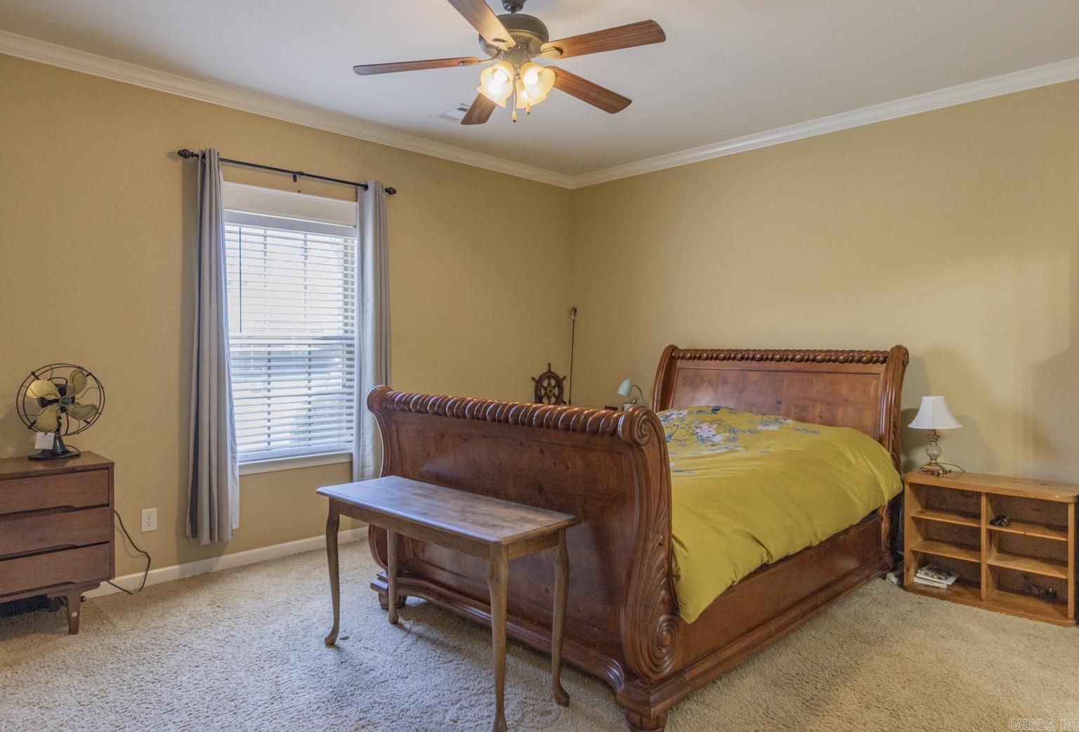 3209 S. Crescent Drive