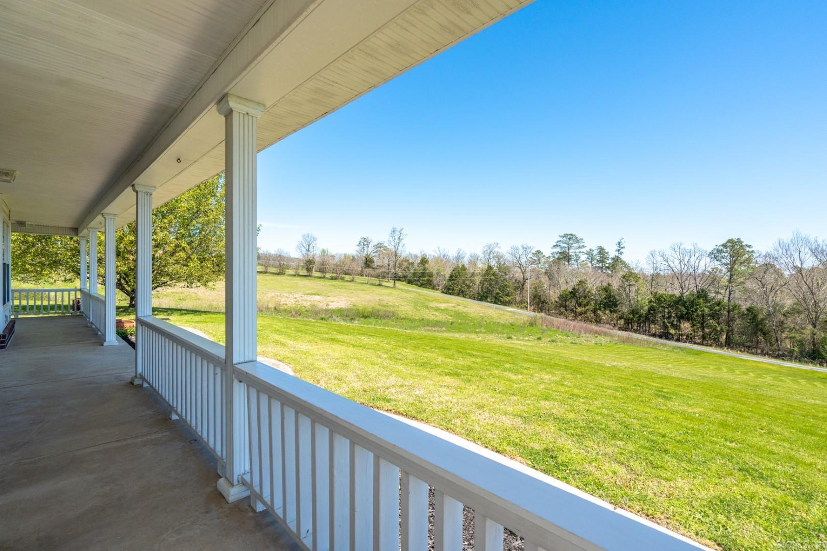402 Ragweed Valley Rd