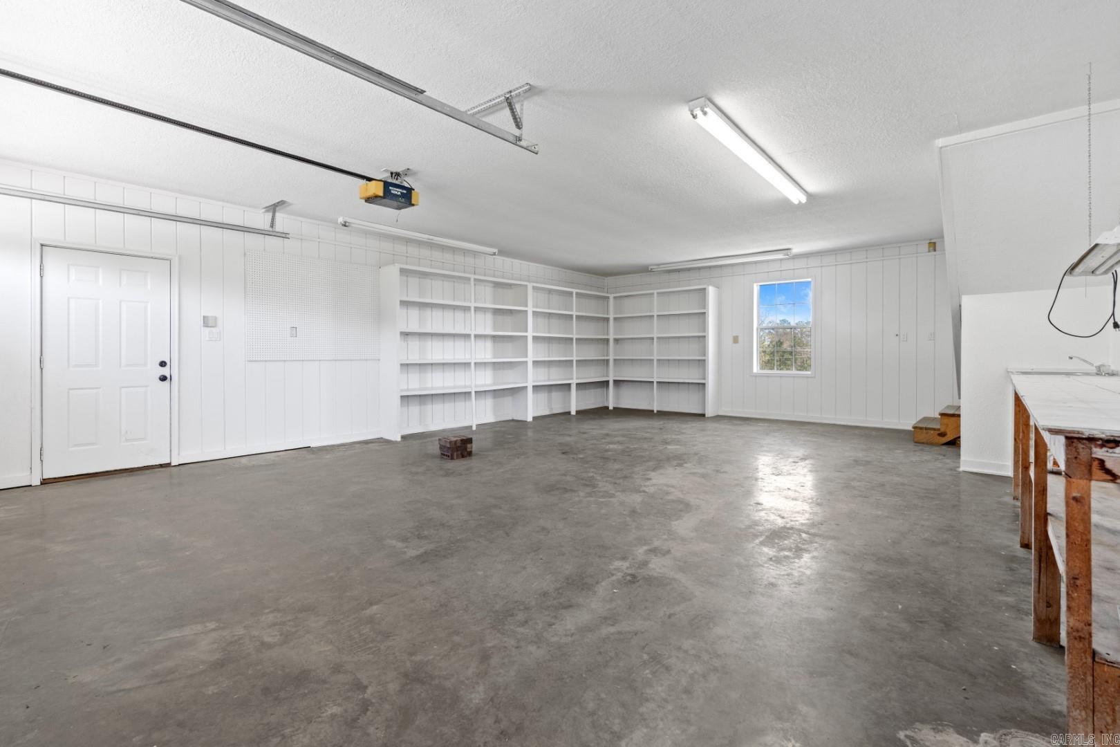 402 Ragweed Valley Rd