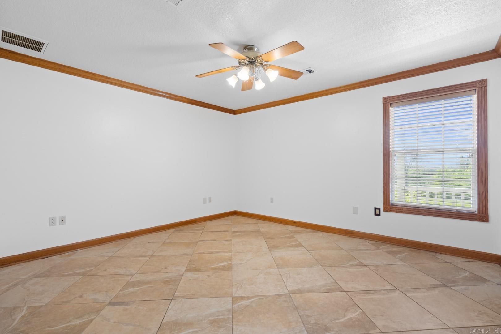 402 Ragweed Valley Rd