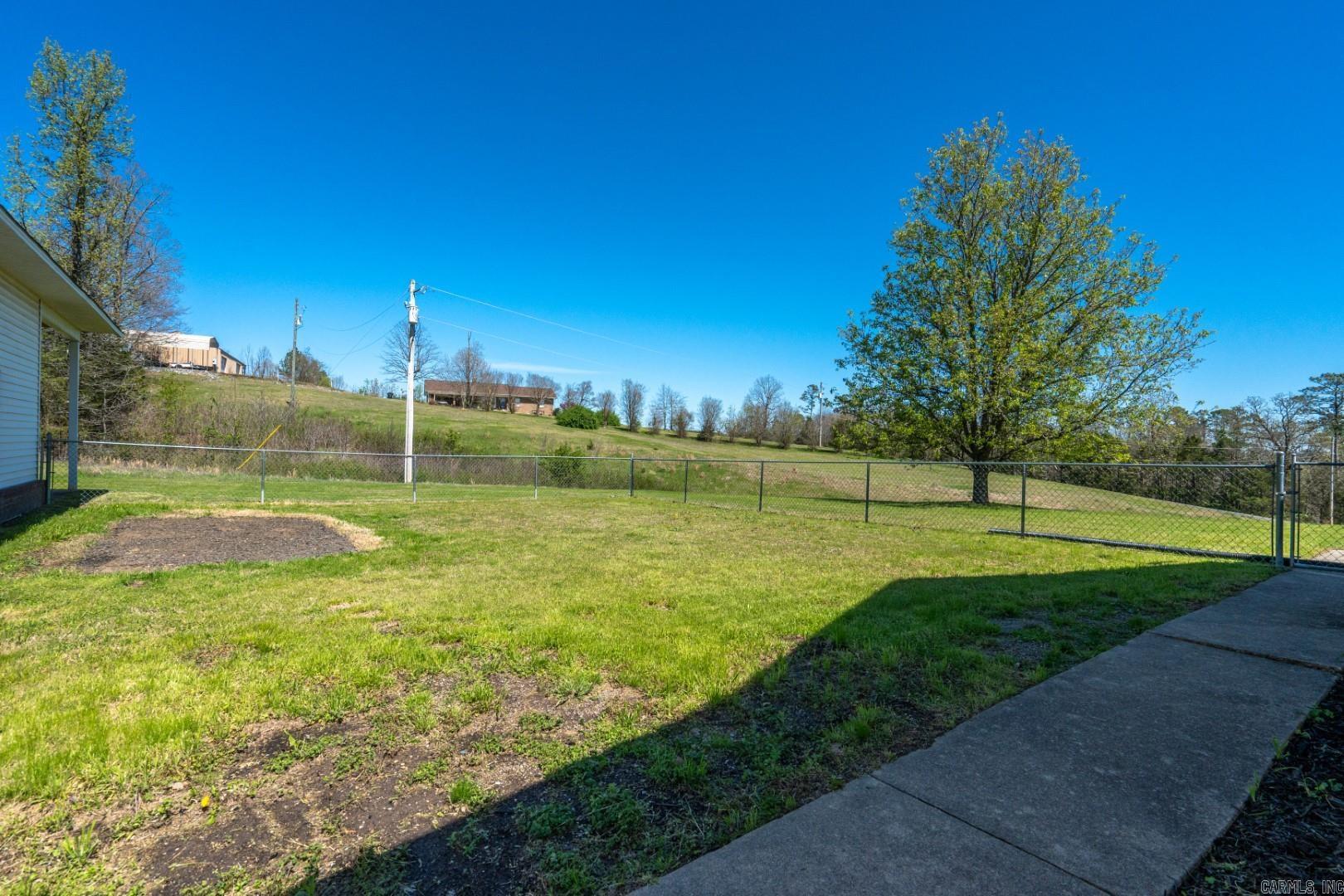 402 Ragweed Valley Rd