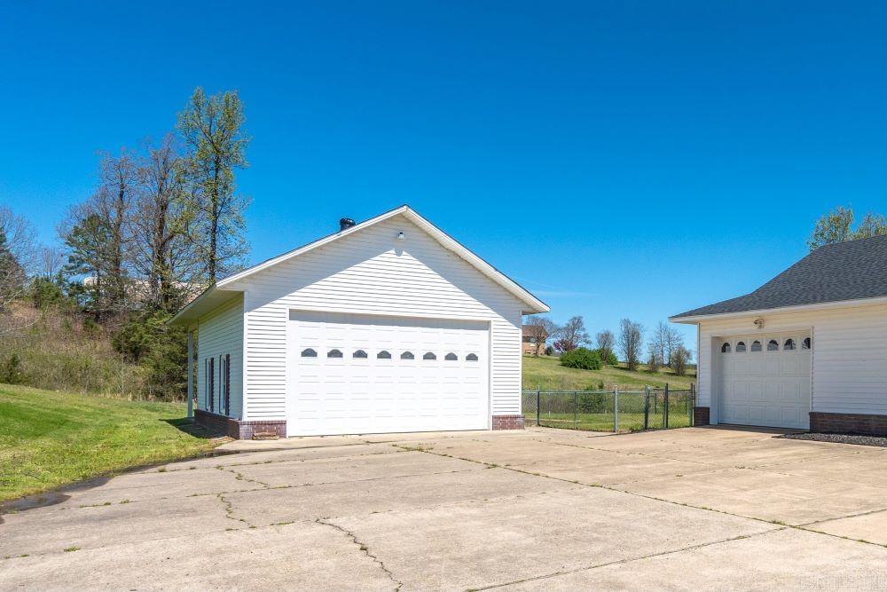 402 Ragweed Valley Rd