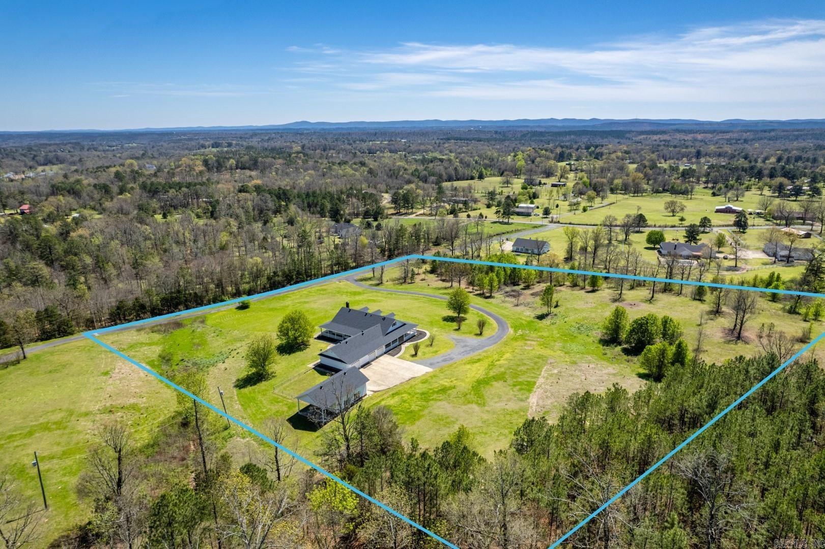 402 Ragweed Valley Rd