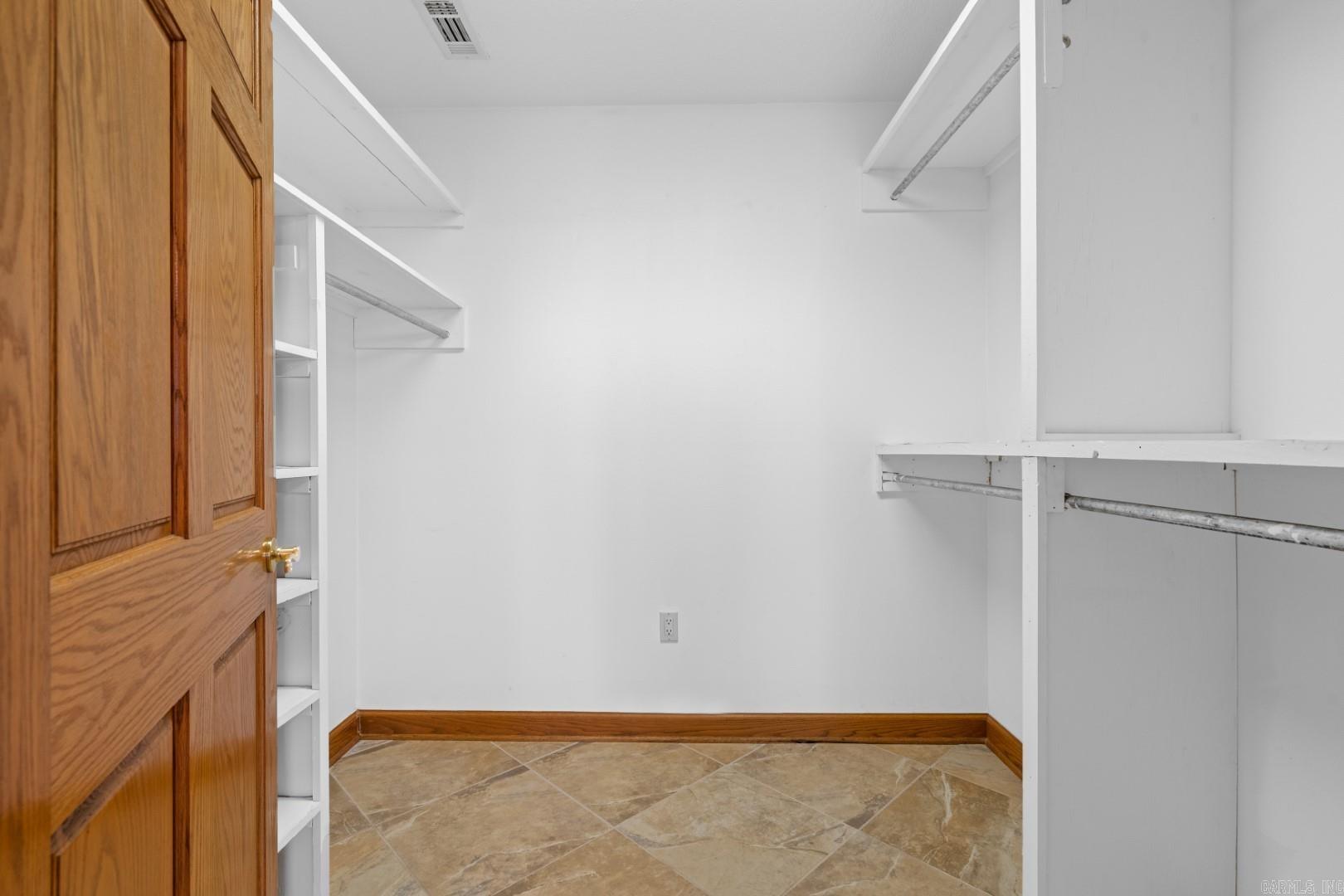 402 Ragweed Valley Rd