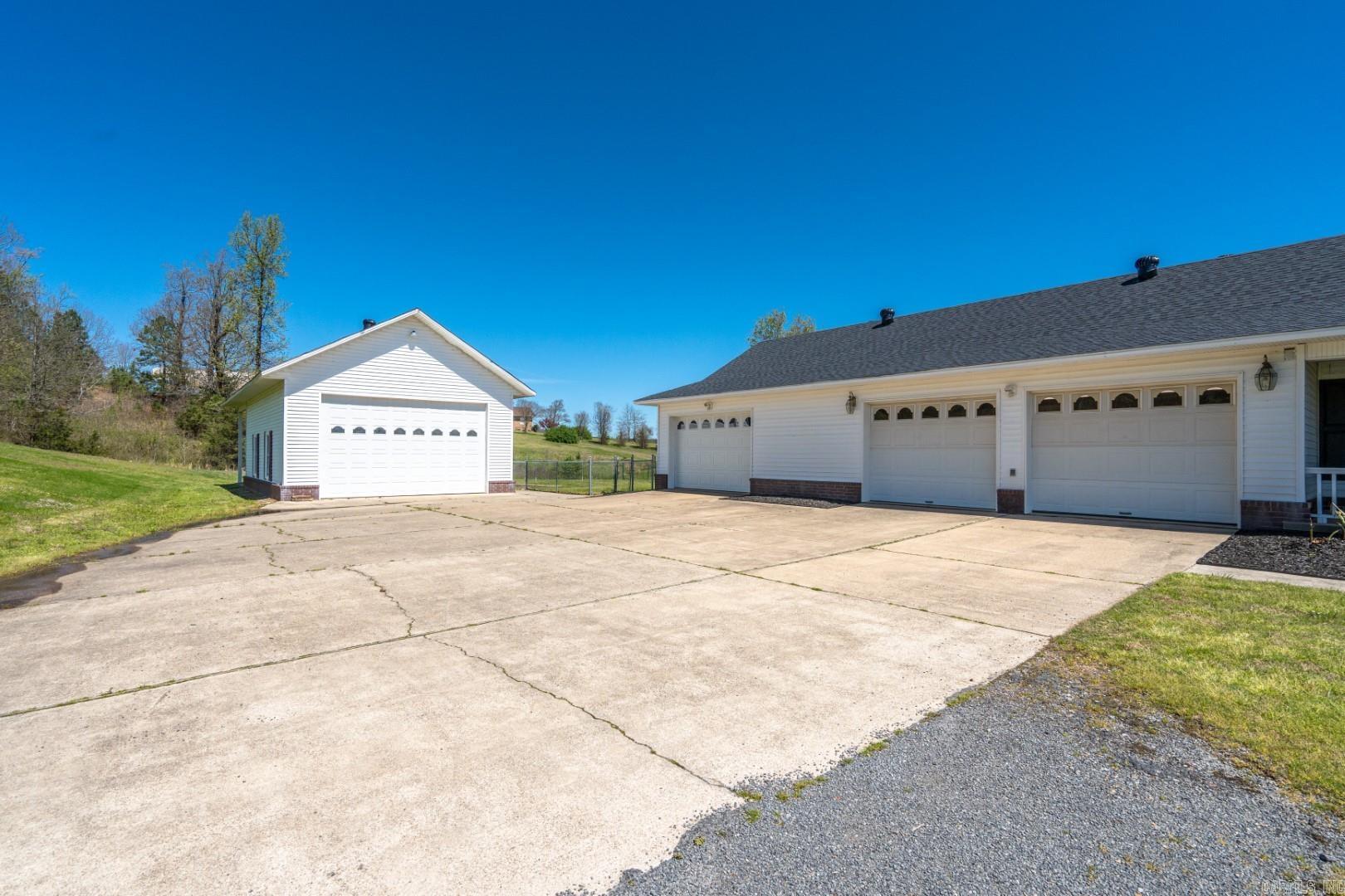 402 Ragweed Valley Rd
