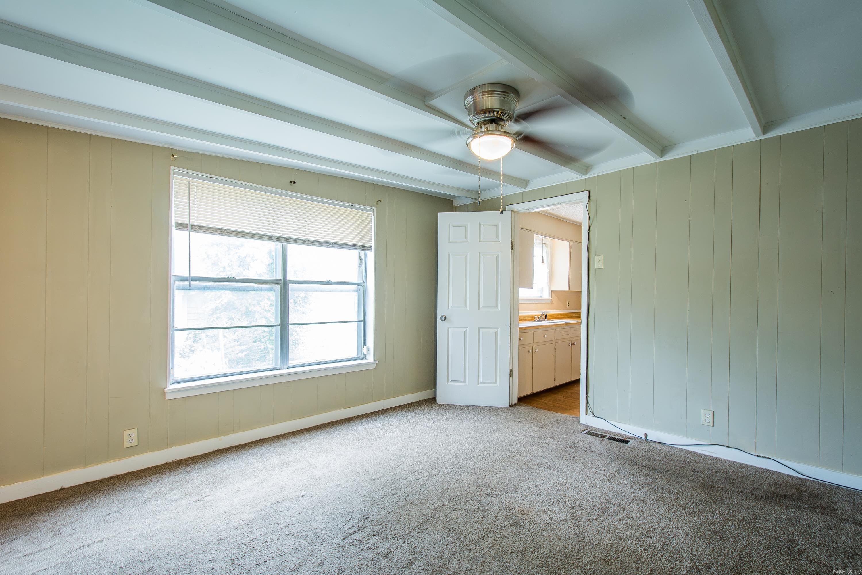 917 W 44th Street