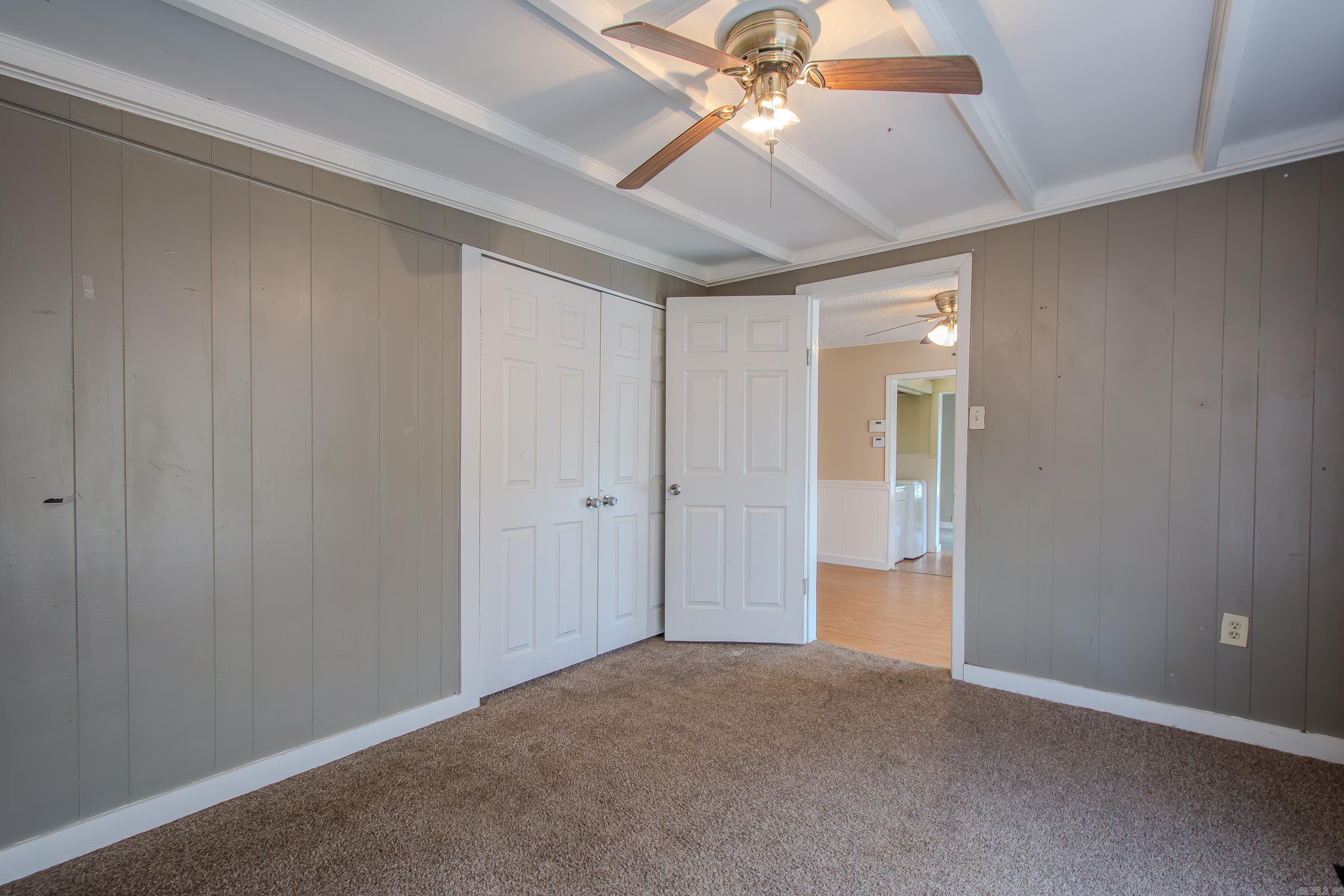 917 W 44th Street