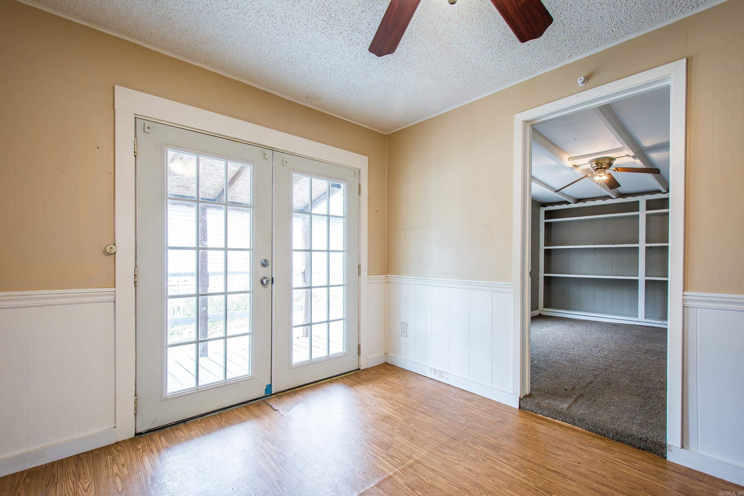 917 W 44th Street