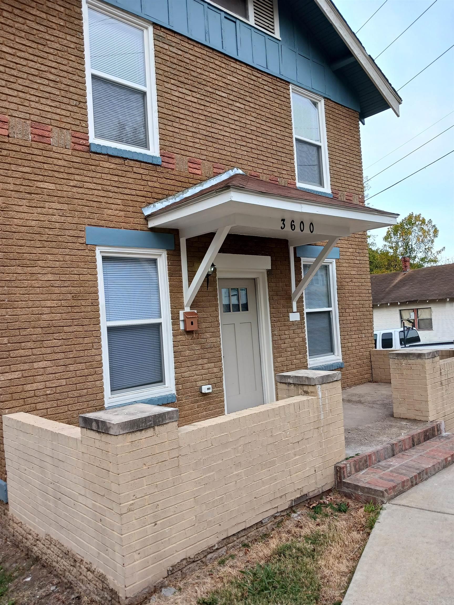 3600 W 10th