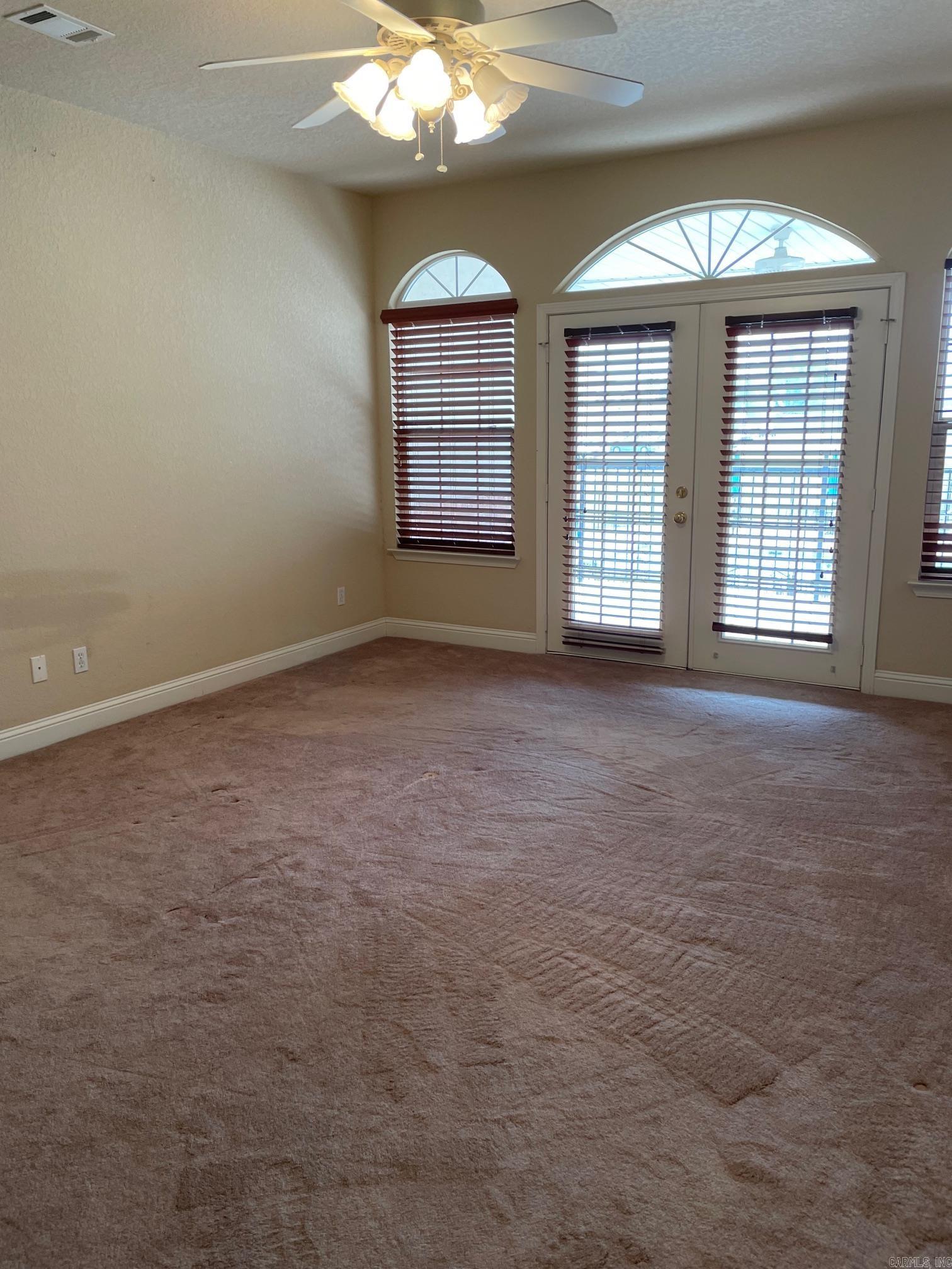 451 Lakeland Drive Unit: B4