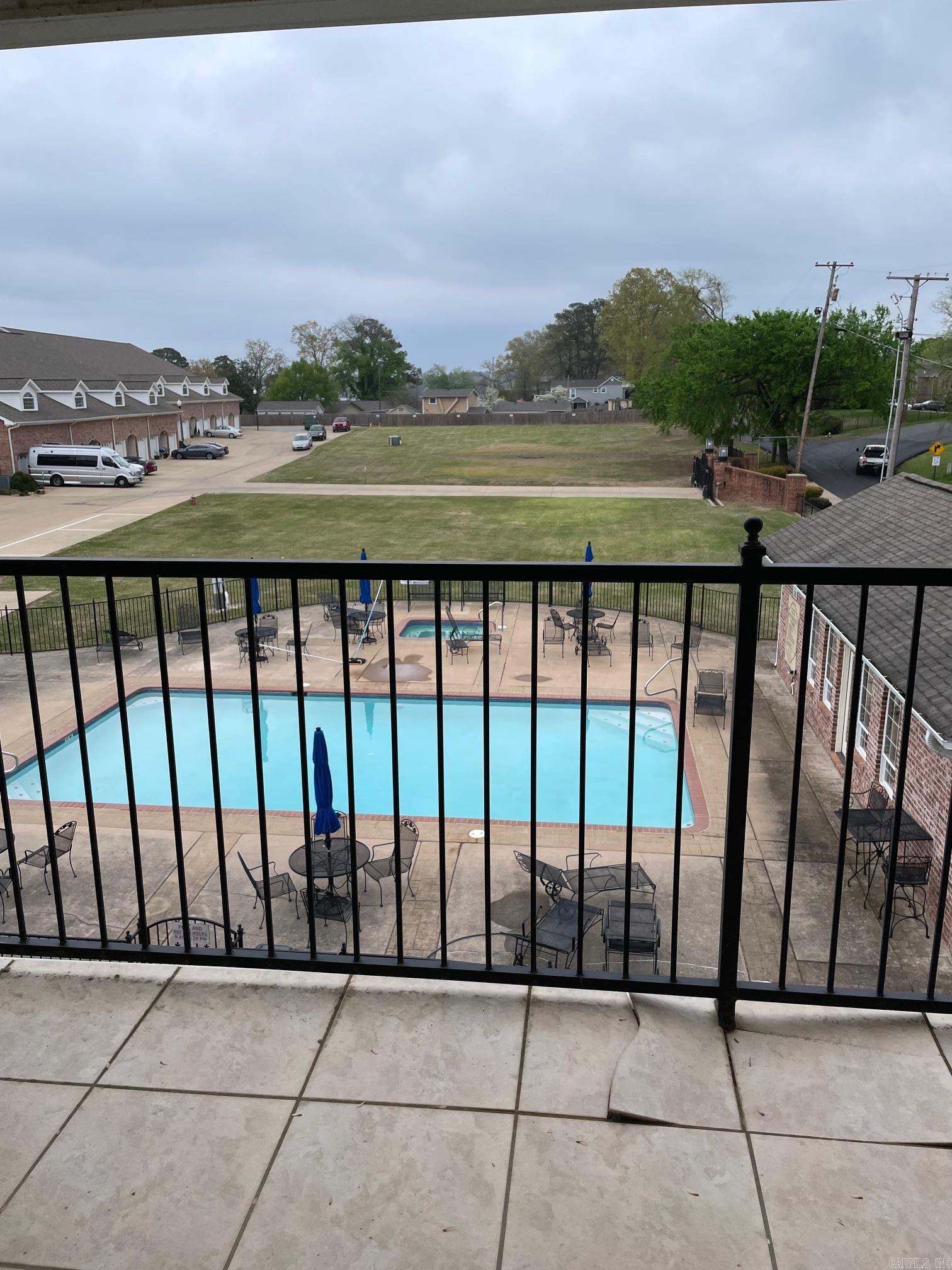 451 Lakeland Drive Unit: B4