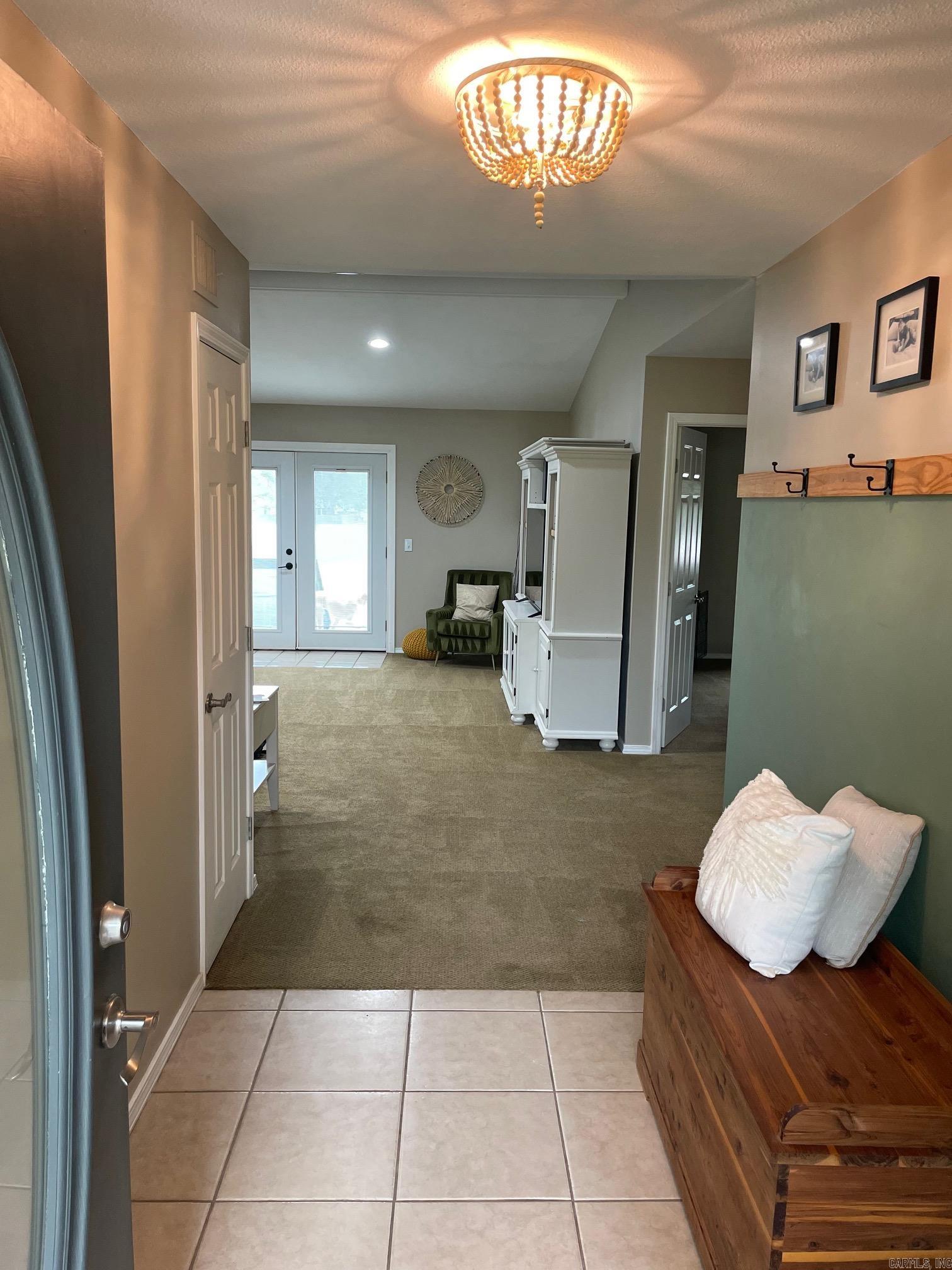 43 Shamrock Dr