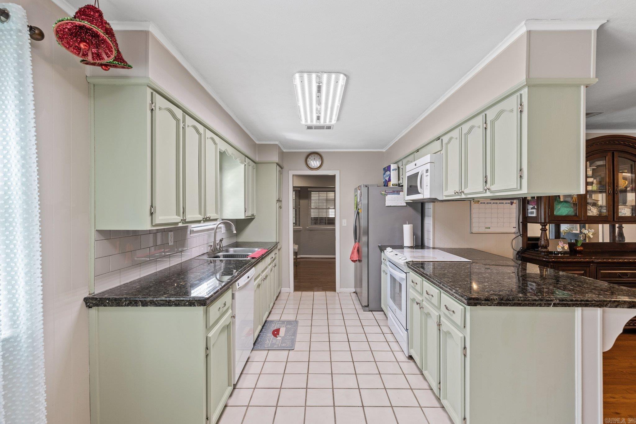 608 Asbury Road