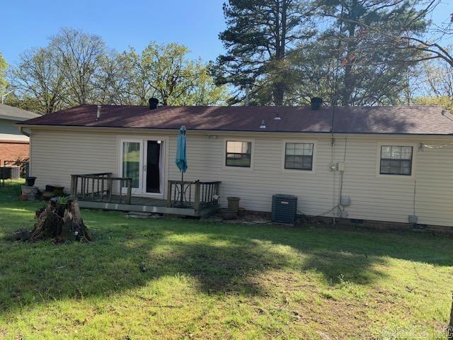 6312 Iroquois Drive
