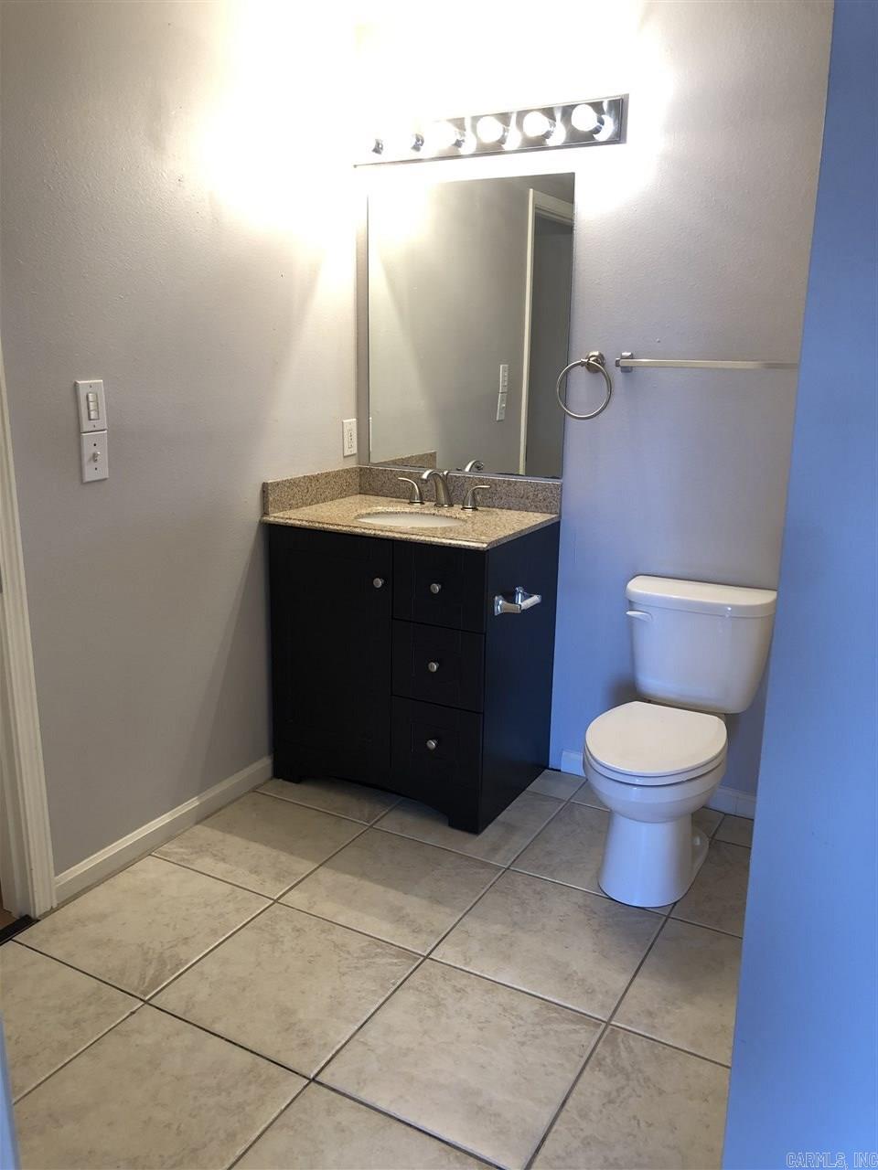 816 North Street Unit: 34