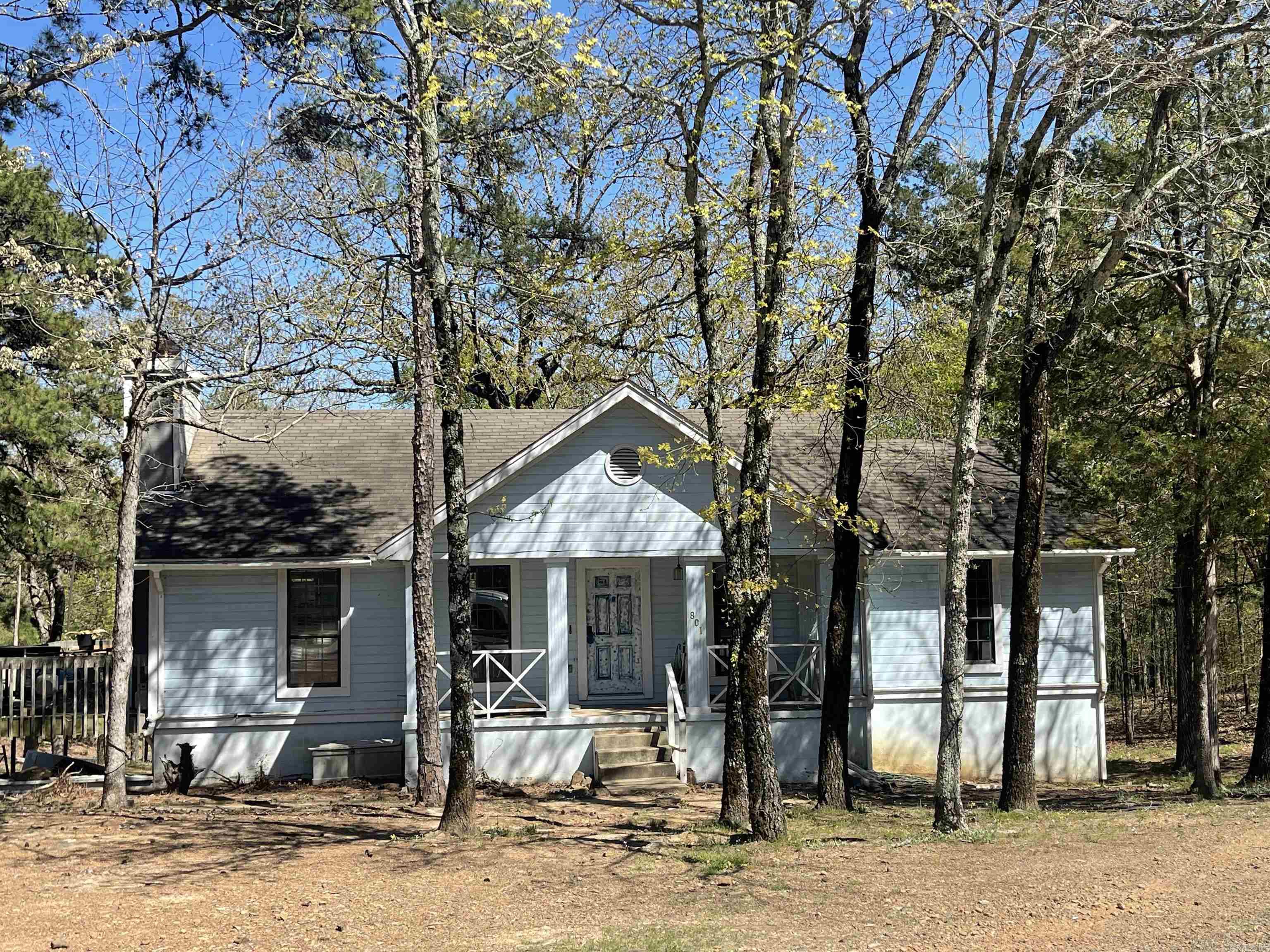 801 Dave Creek Parkway