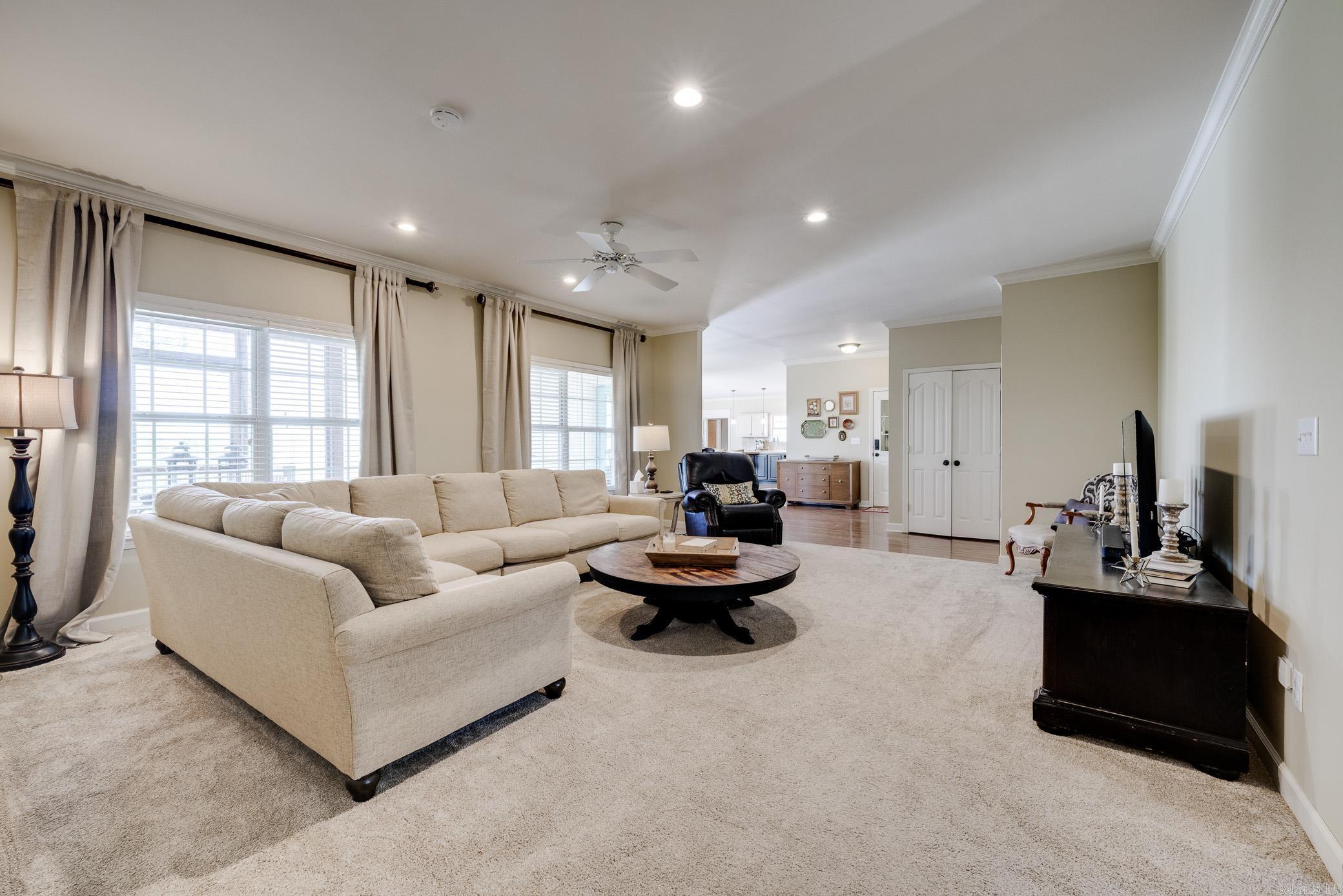 18 Summerhill Drive