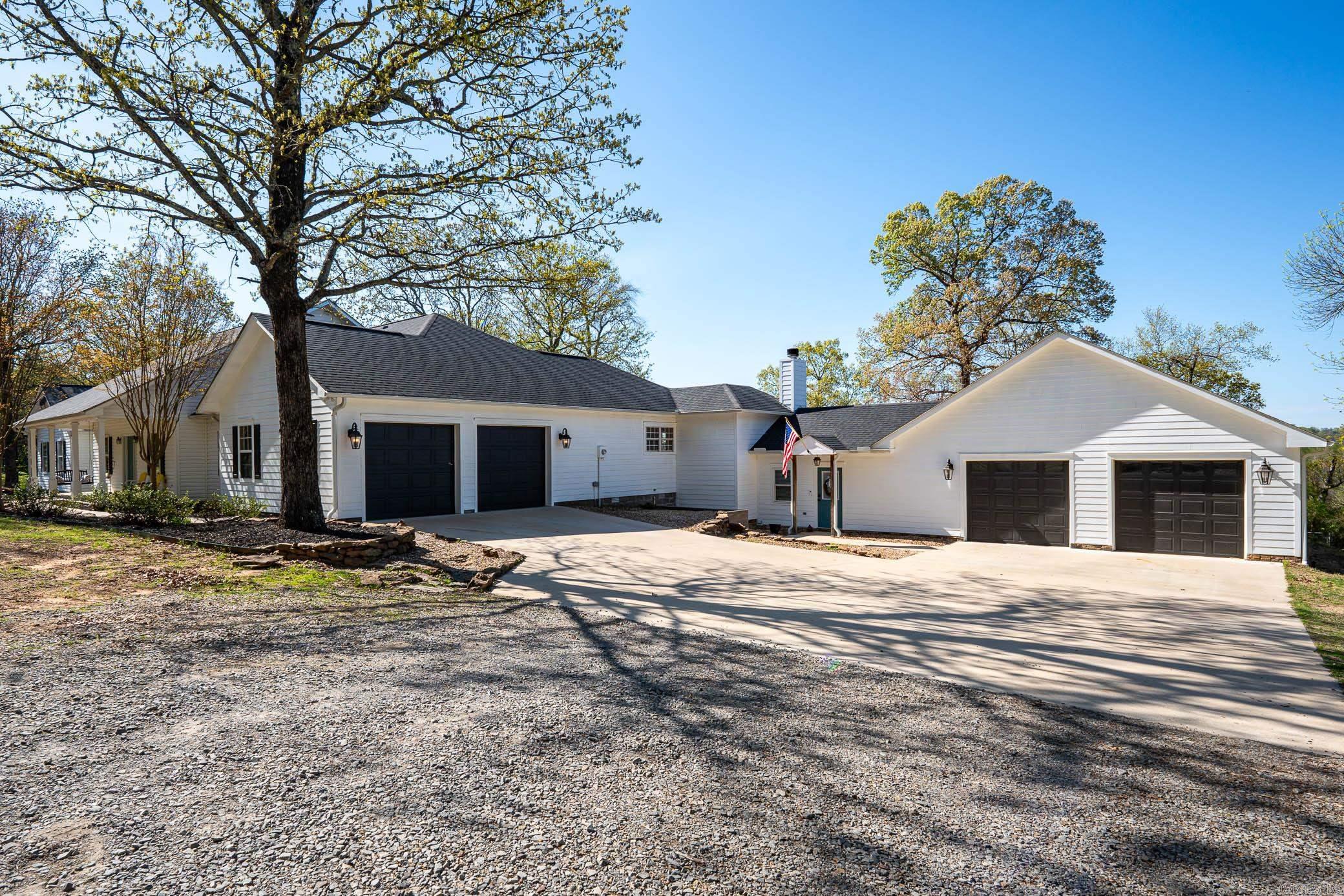 18 Summerhill Drive