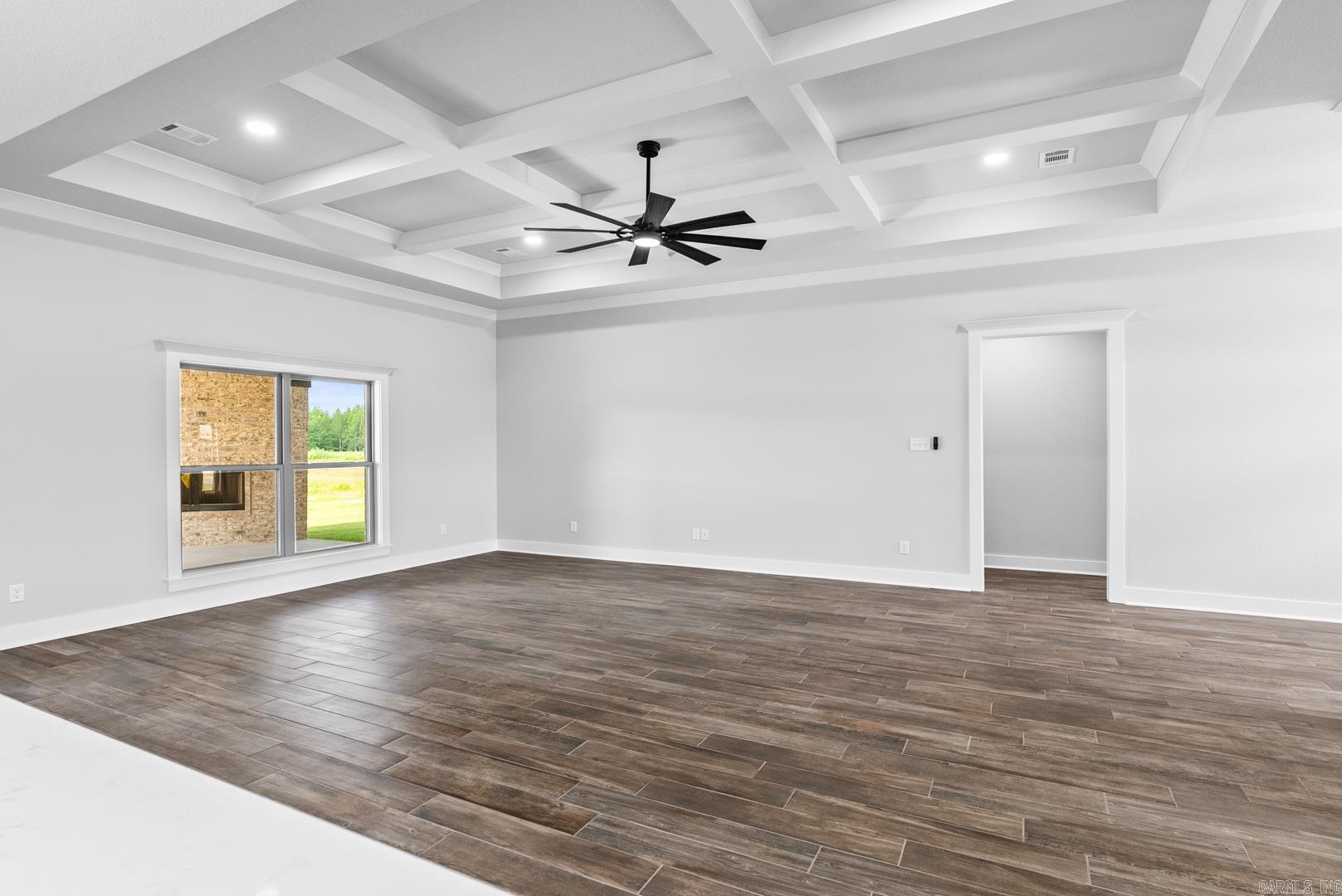 2328 Lakewood Circle