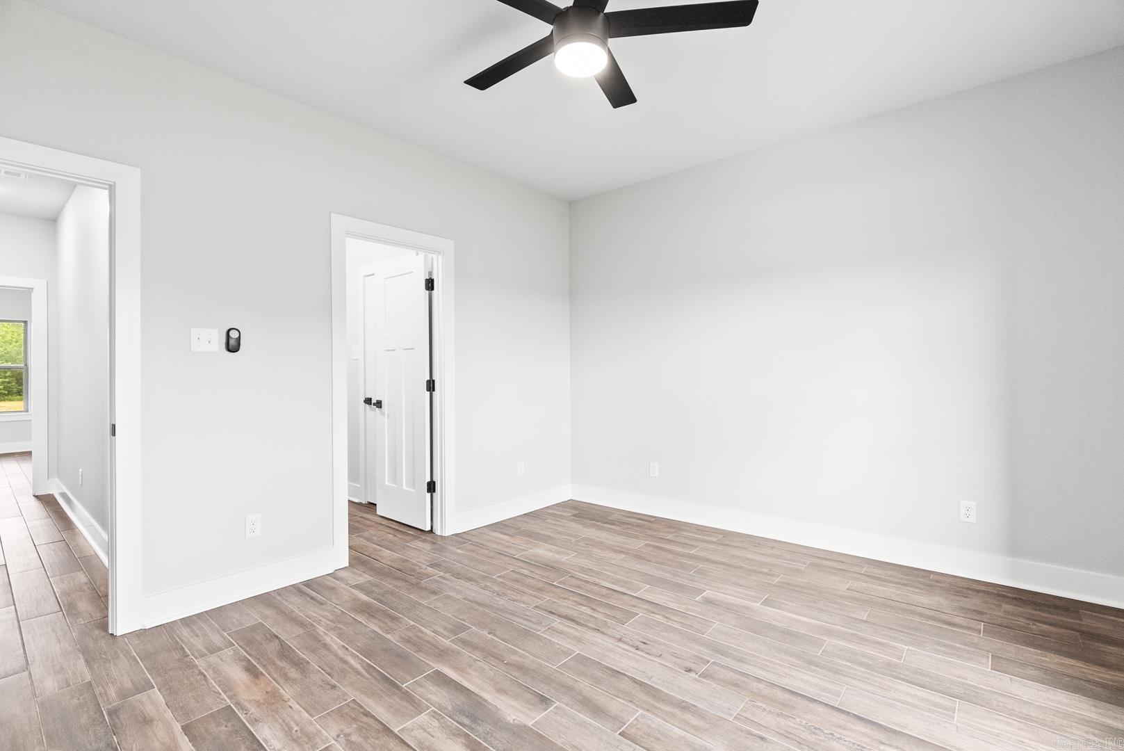 2328 Lakewood Circle