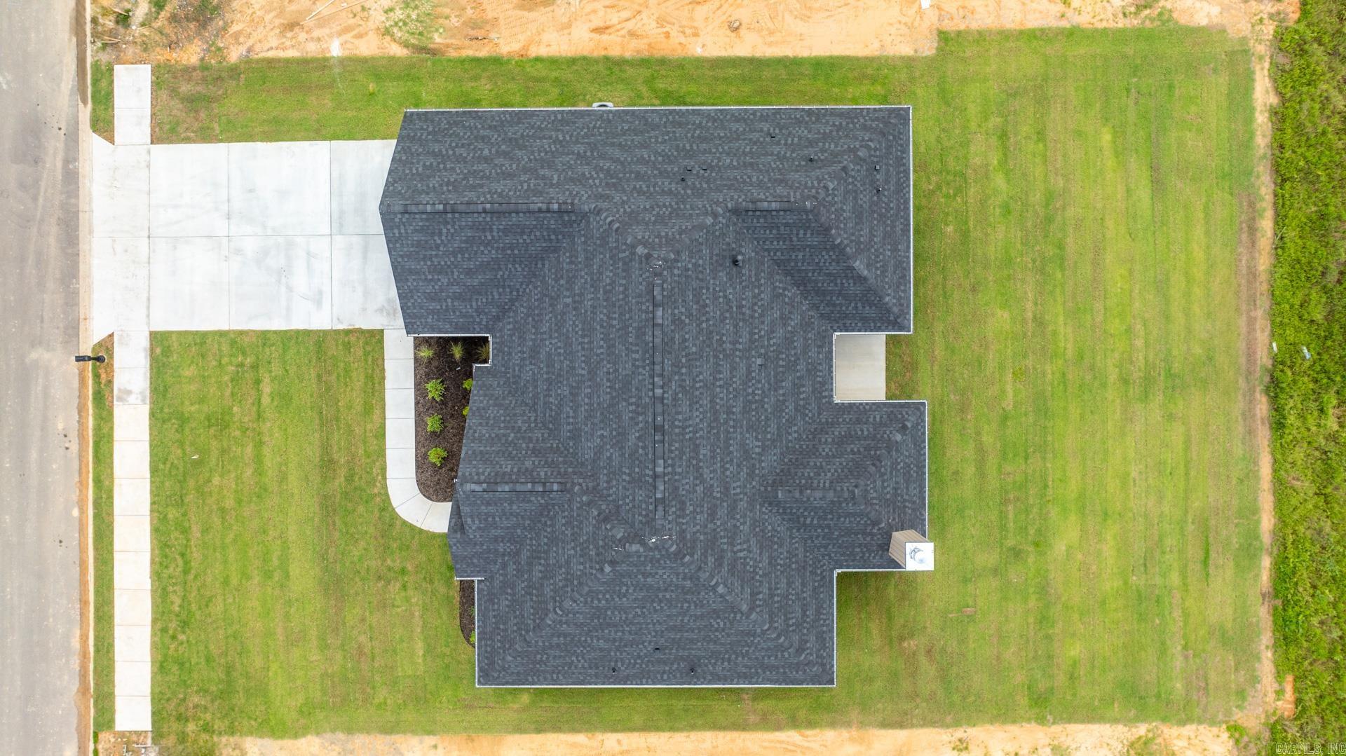 2328 Lakewood Circle