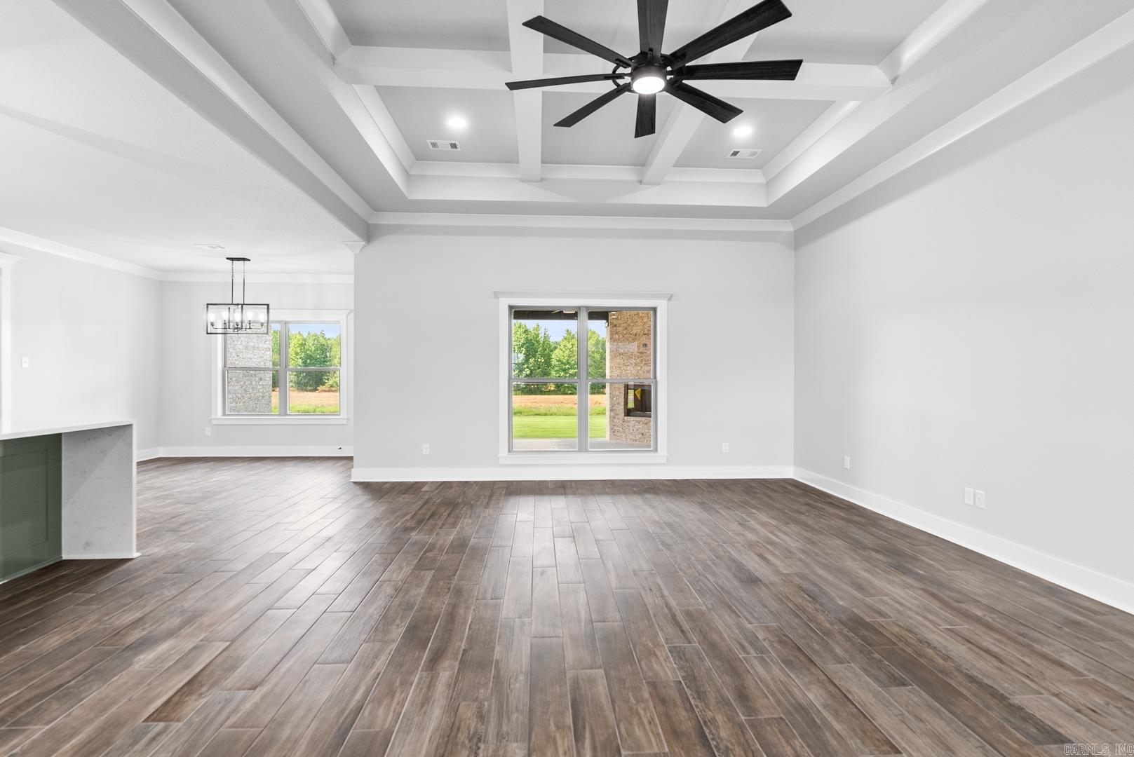 2328 Lakewood Circle
