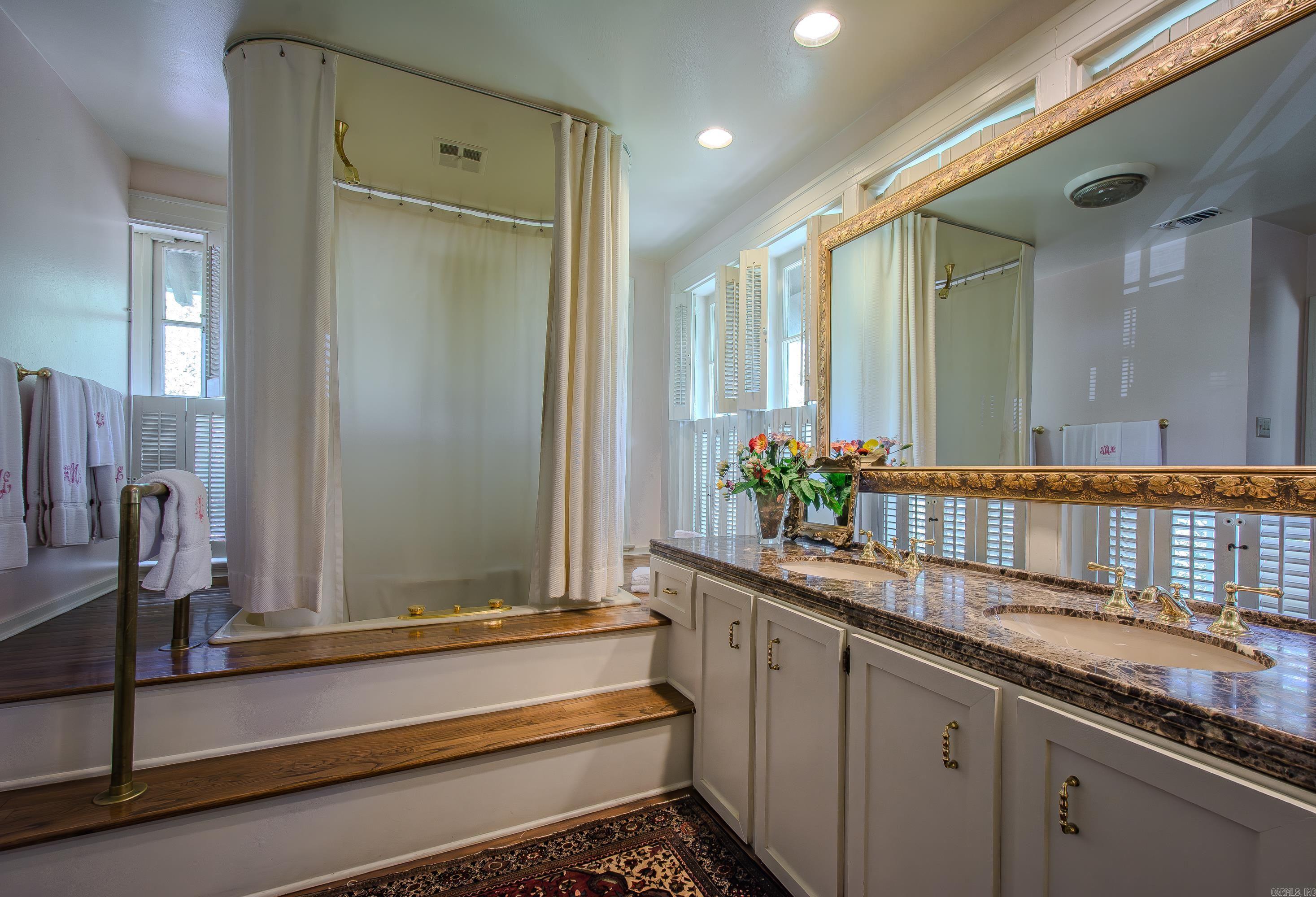 4014 S Lookout Street