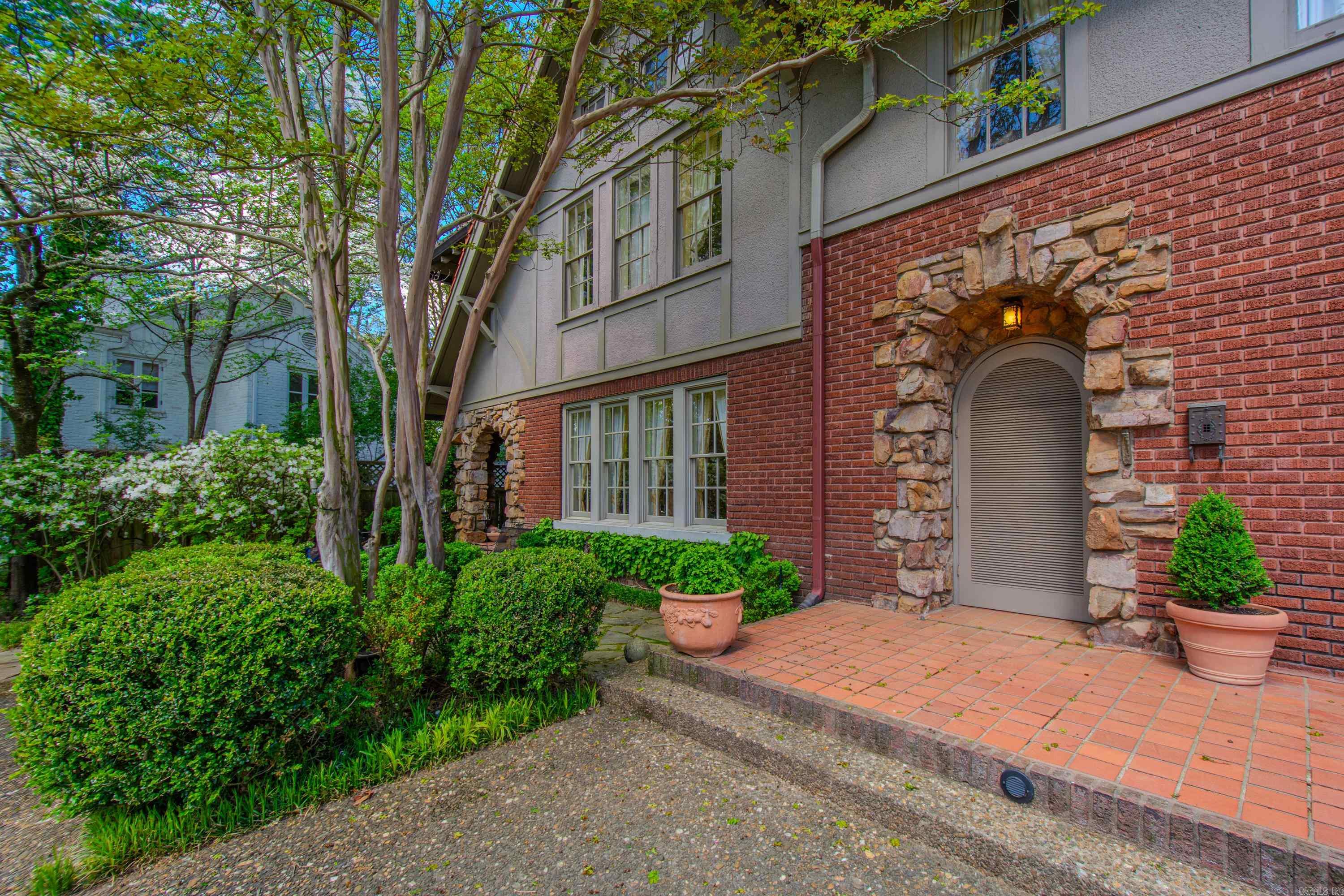 4014 S Lookout Street