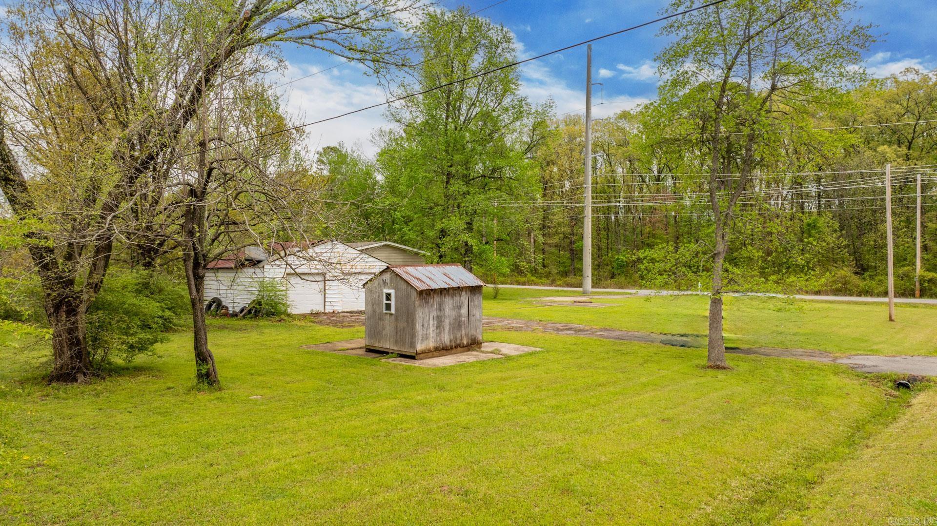 13921 Tanning Rd
