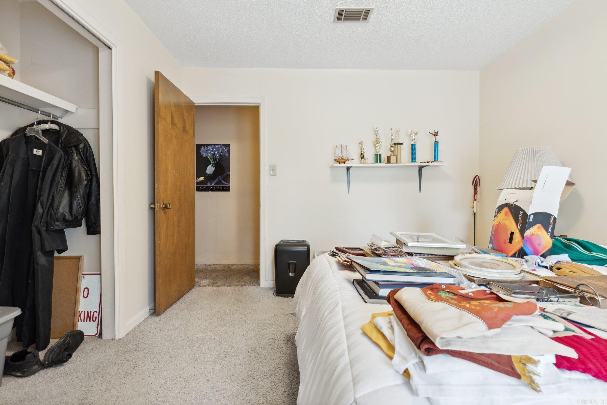 6907 White Oak Cove