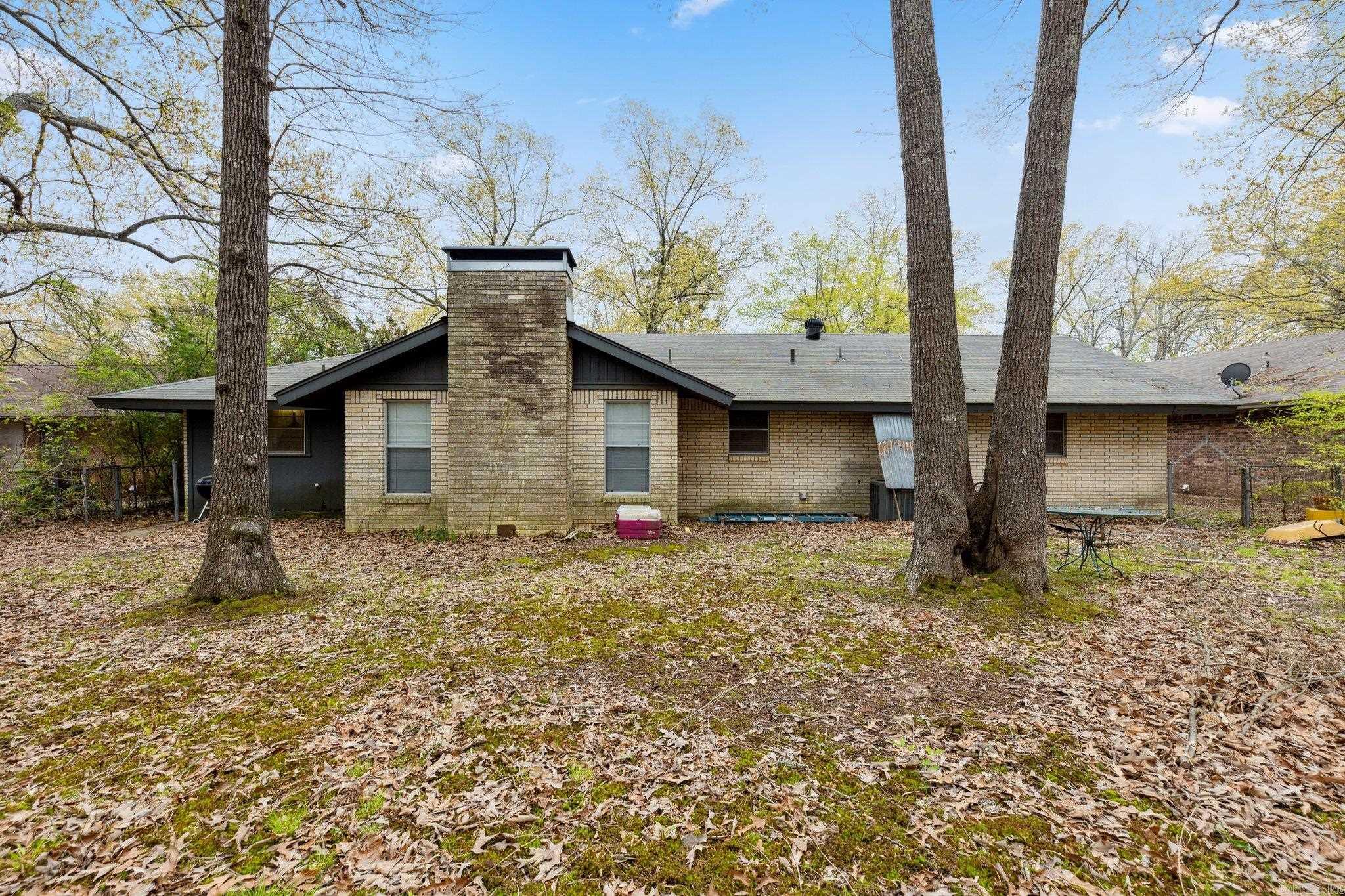 6907 White Oak Cove