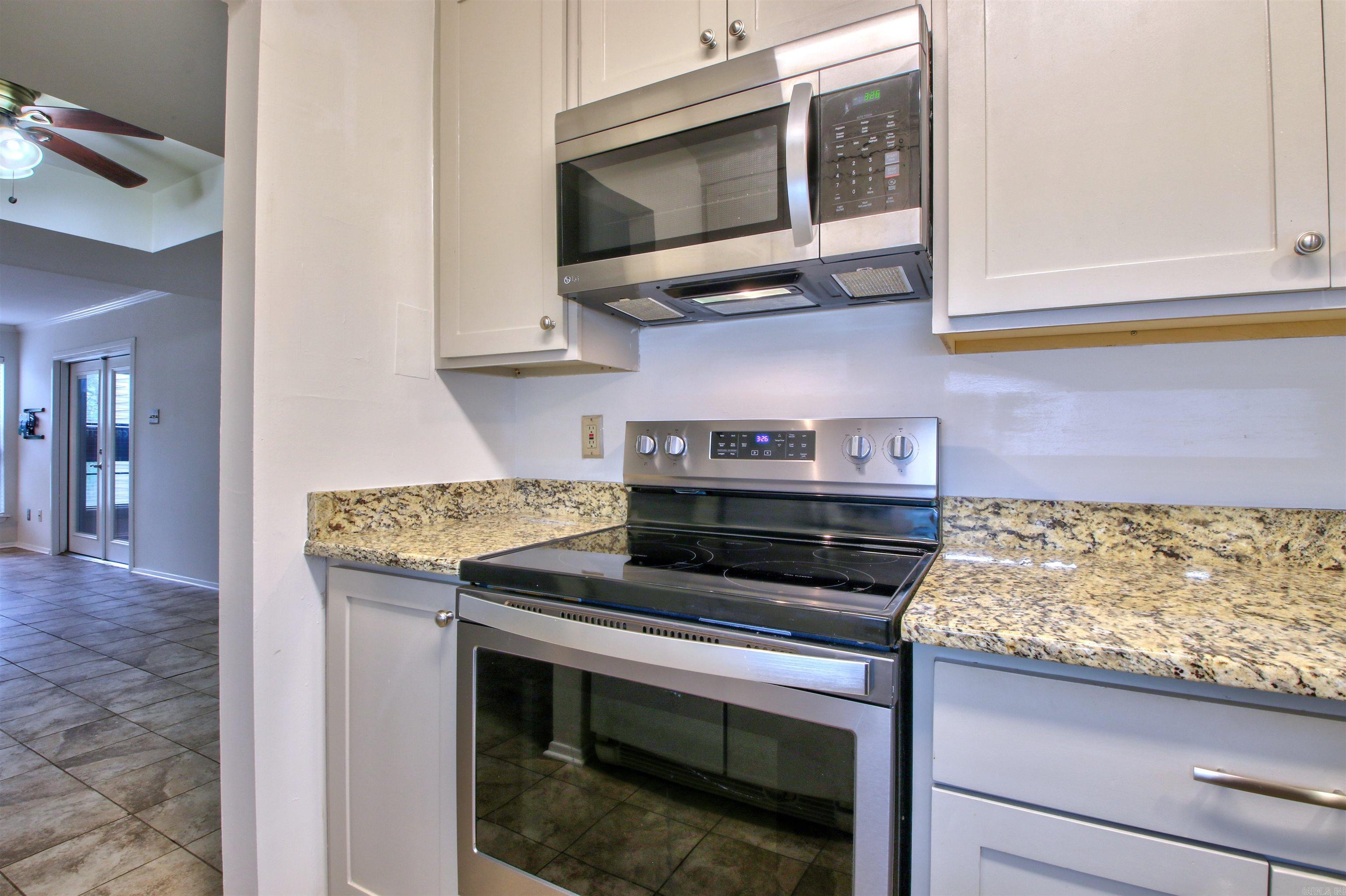 12100 Rainwood Road Unit: 4
