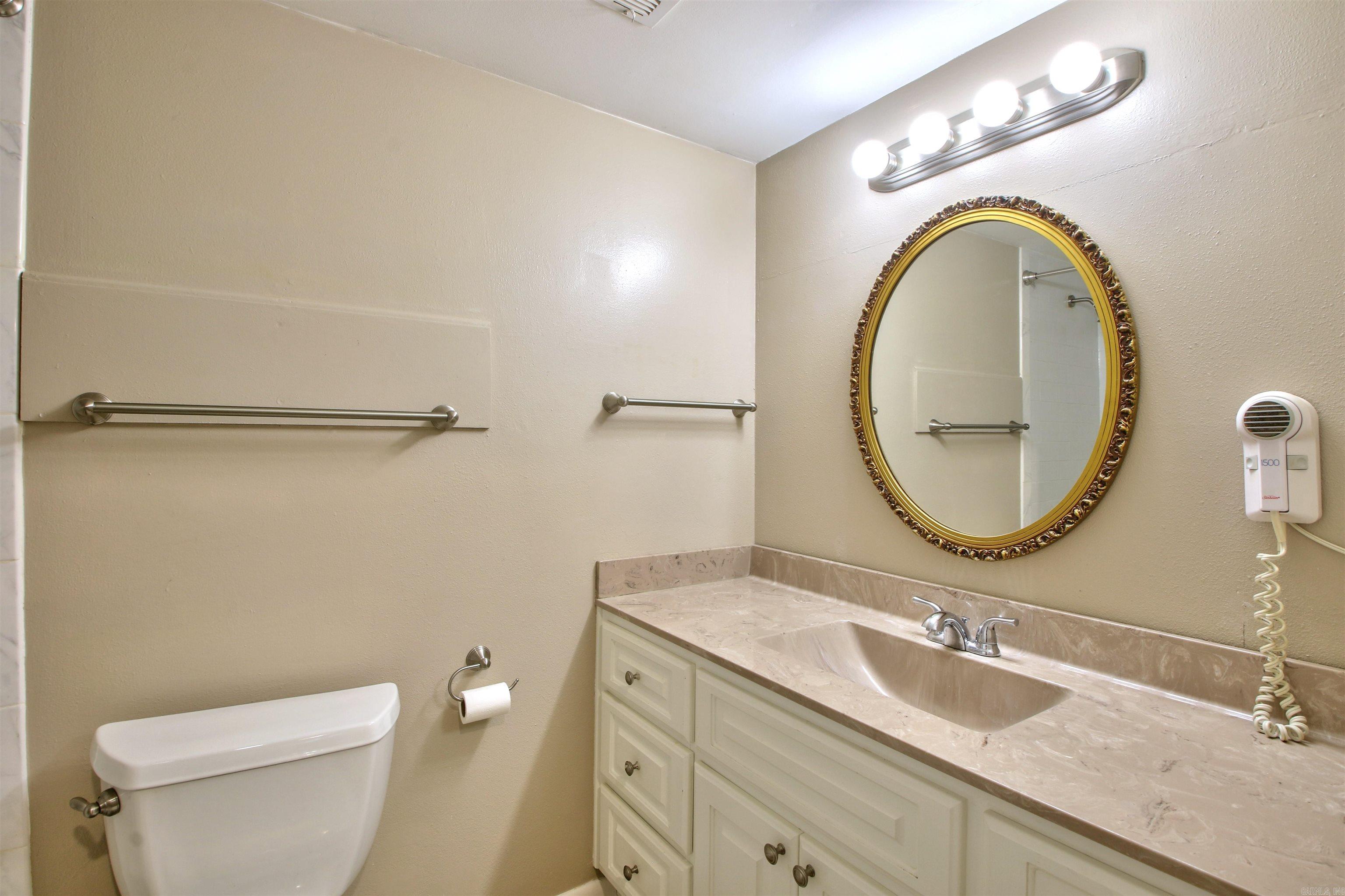 12100 Rainwood Road Unit: 4