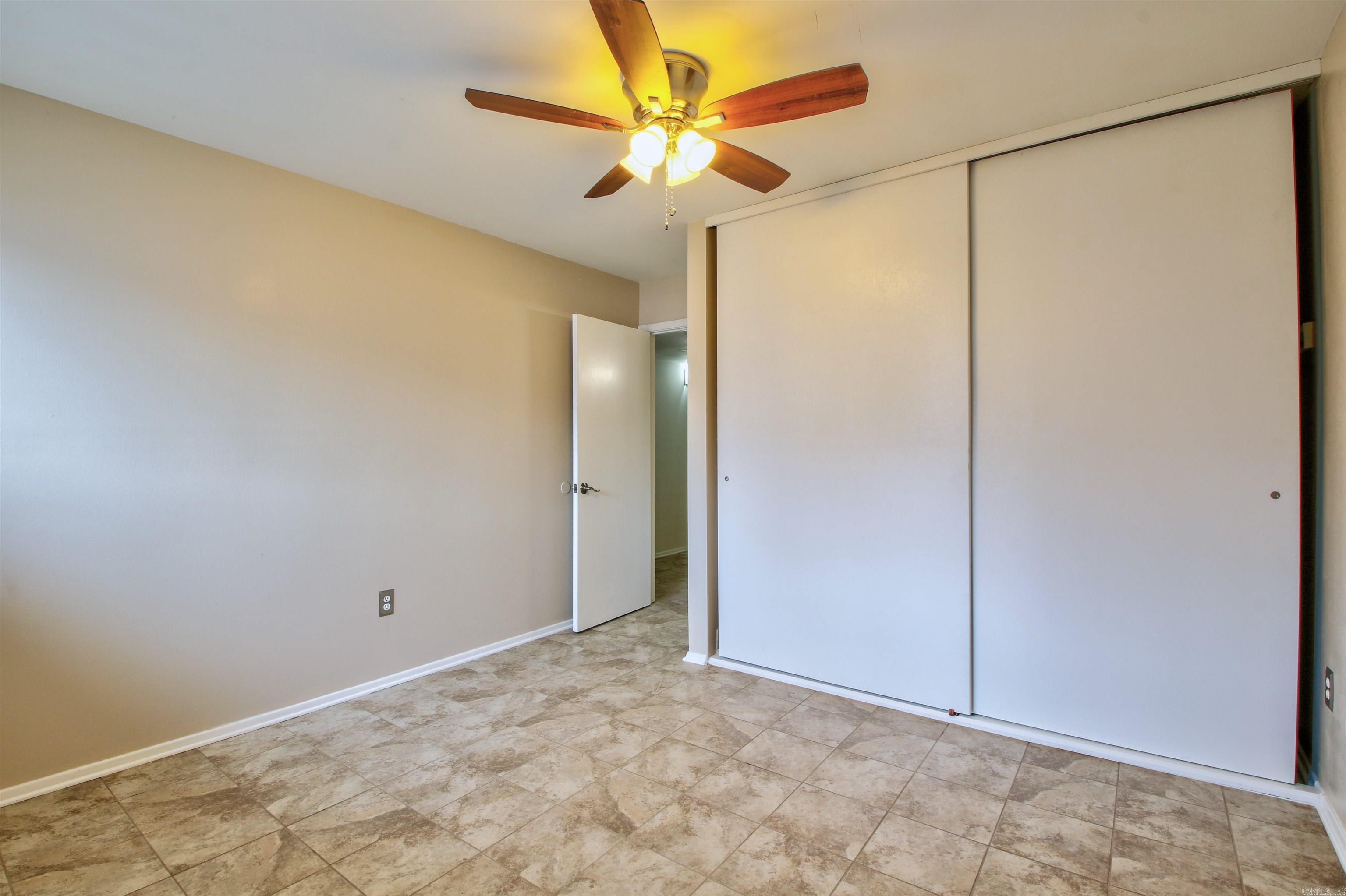 12100 Rainwood Road Unit: 4