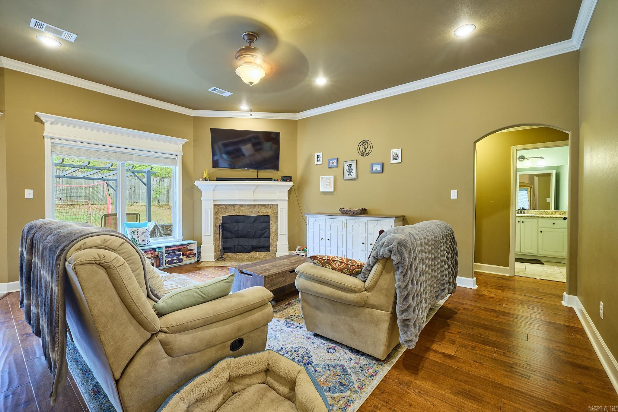 2301 Hickory Drive