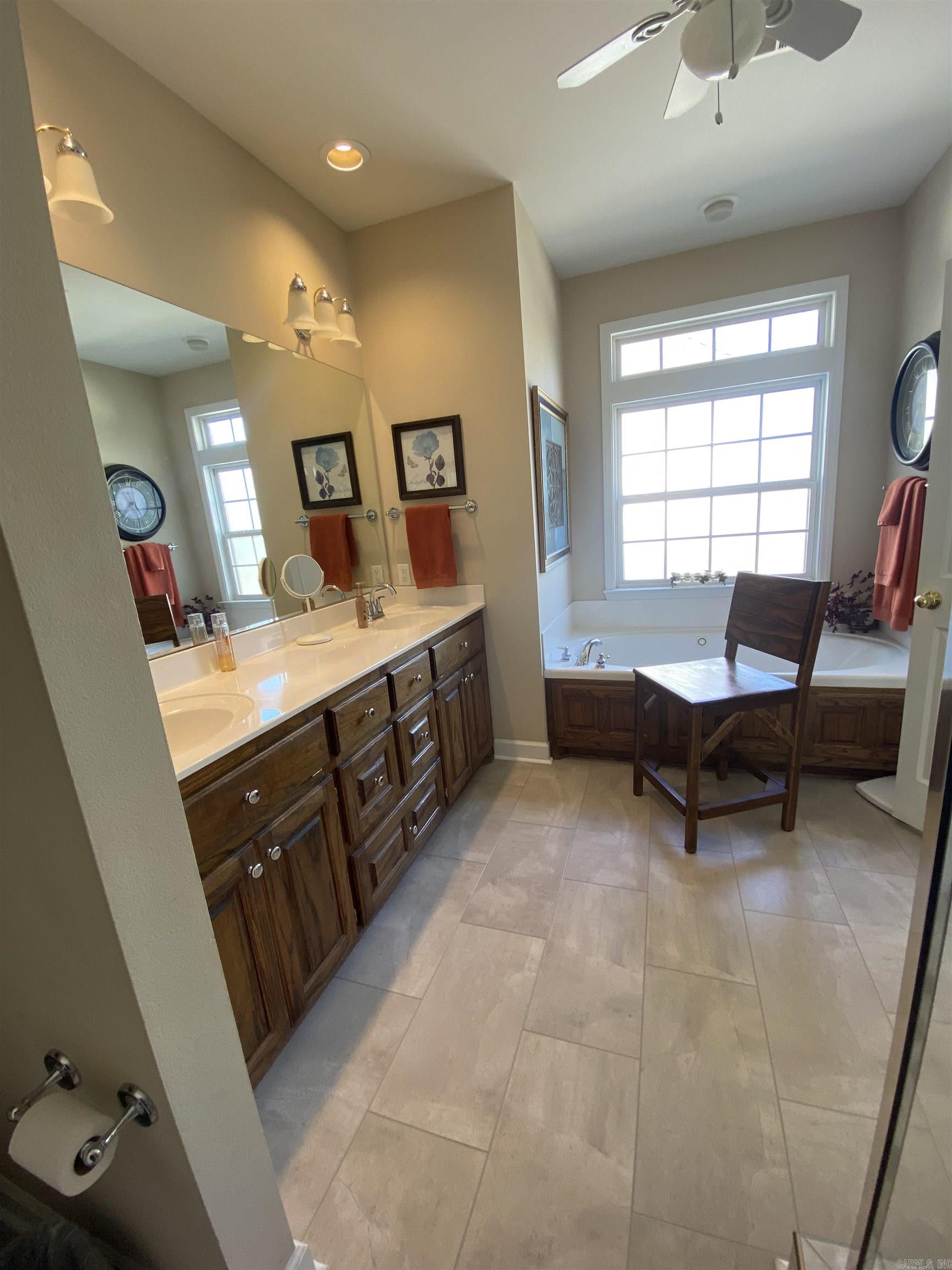 3724 Hazelwood Dr.
