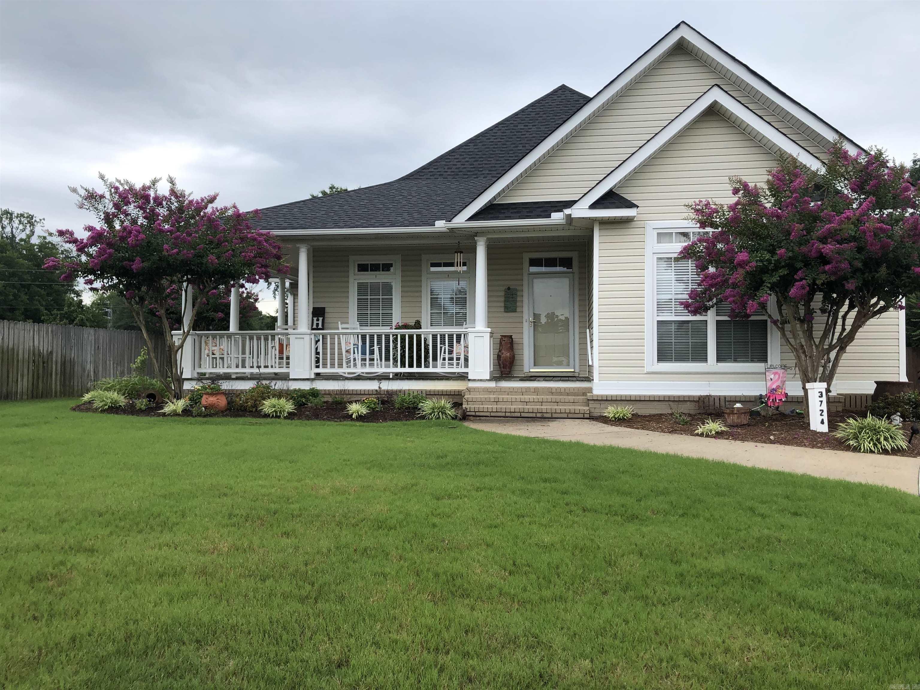 3724 Hazelwood Dr.