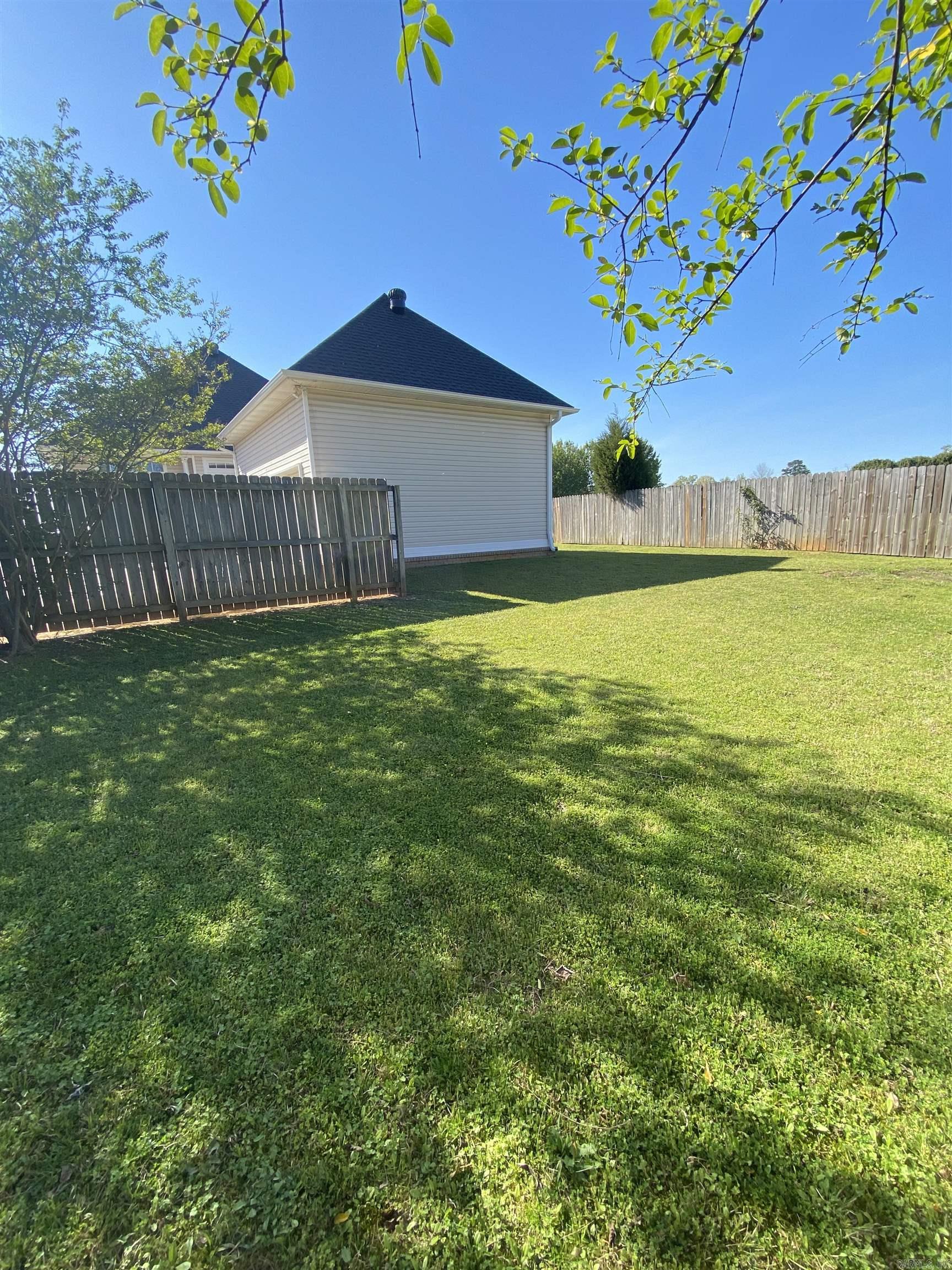 3724 Hazelwood Dr.