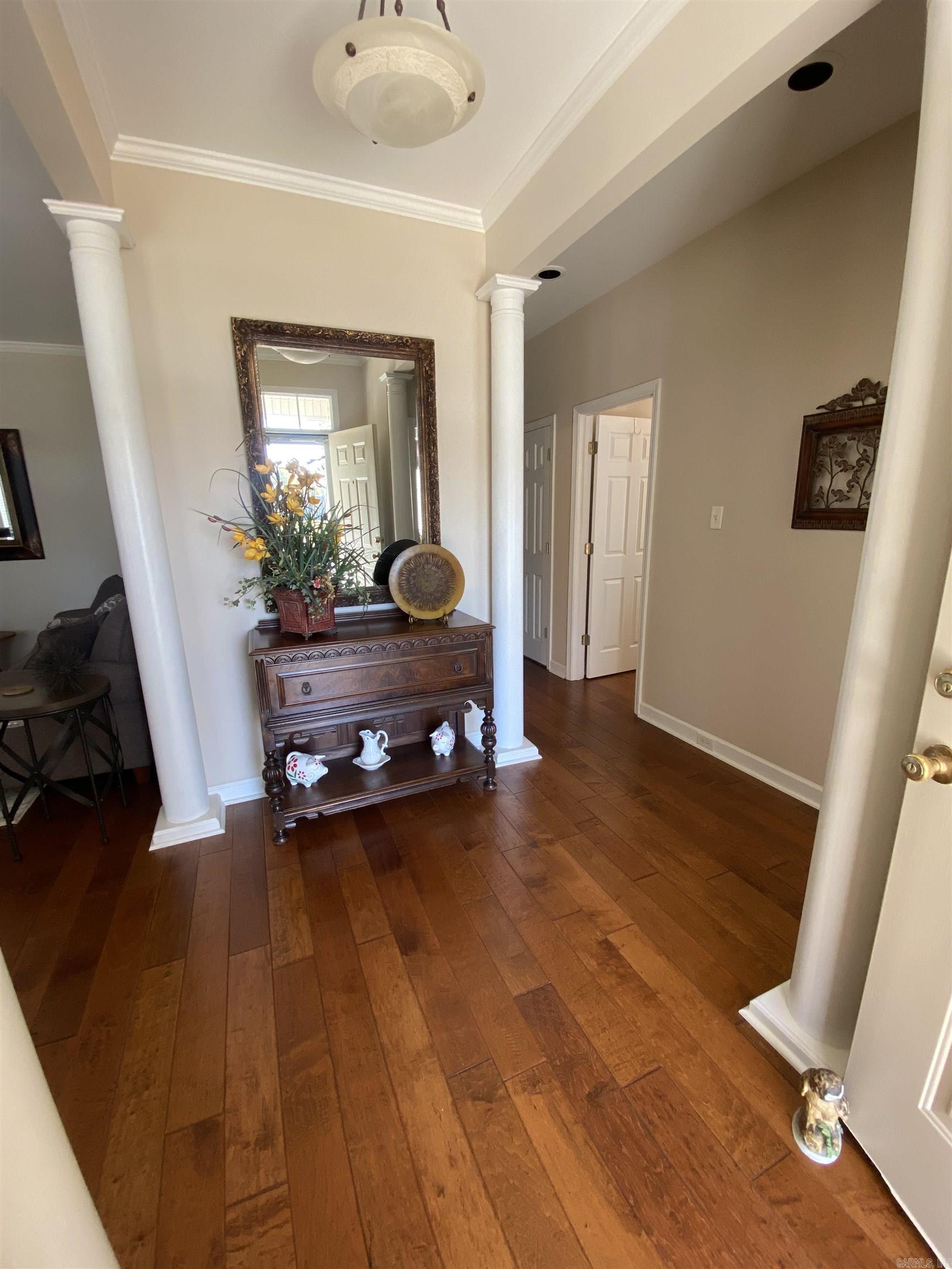 3724 Hazelwood Dr.