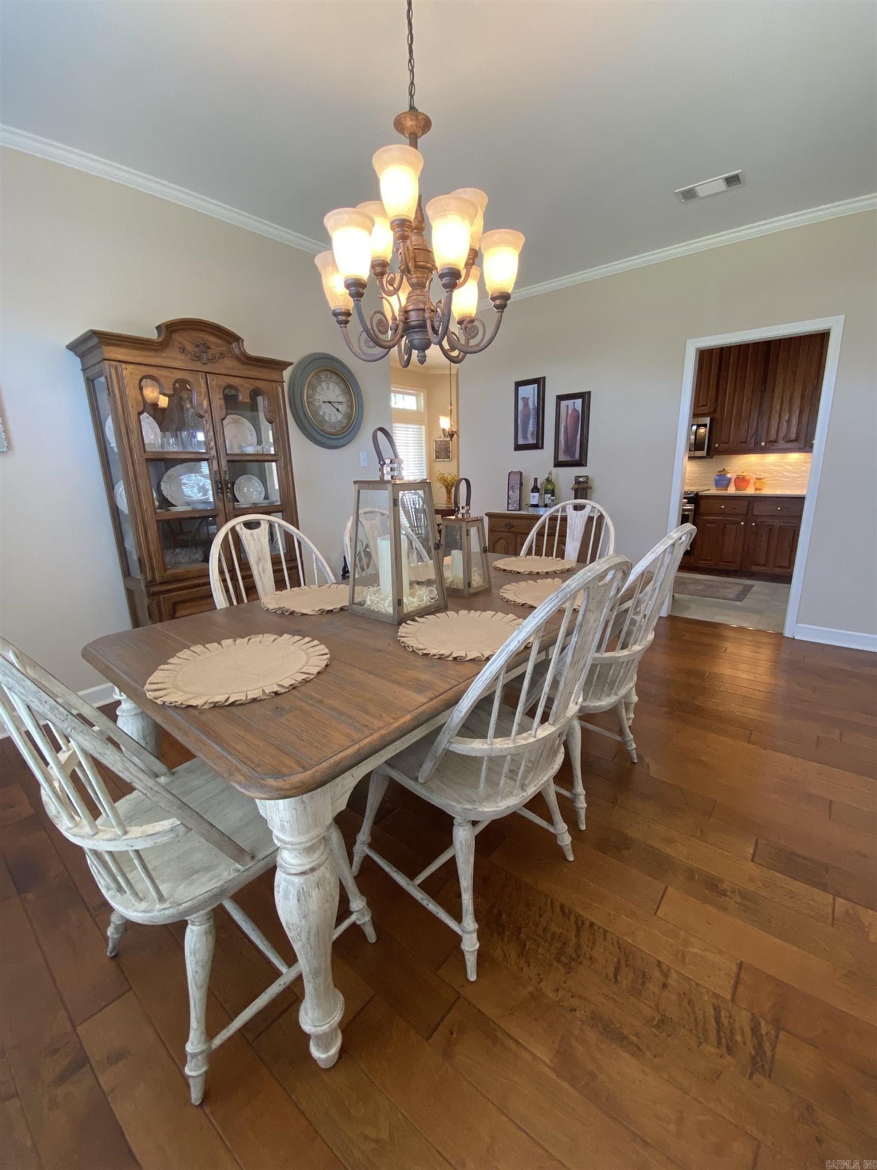 3724 Hazelwood Dr.